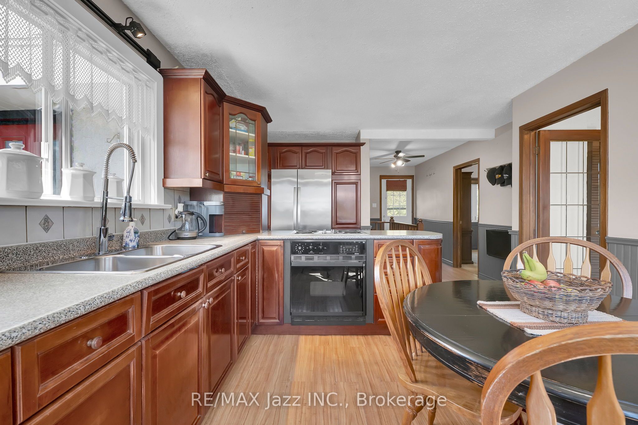 4860 Baldwin Street S Property Photo 15