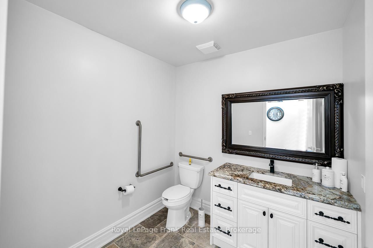 1472 Thornton Road N A2 Property Photo 16