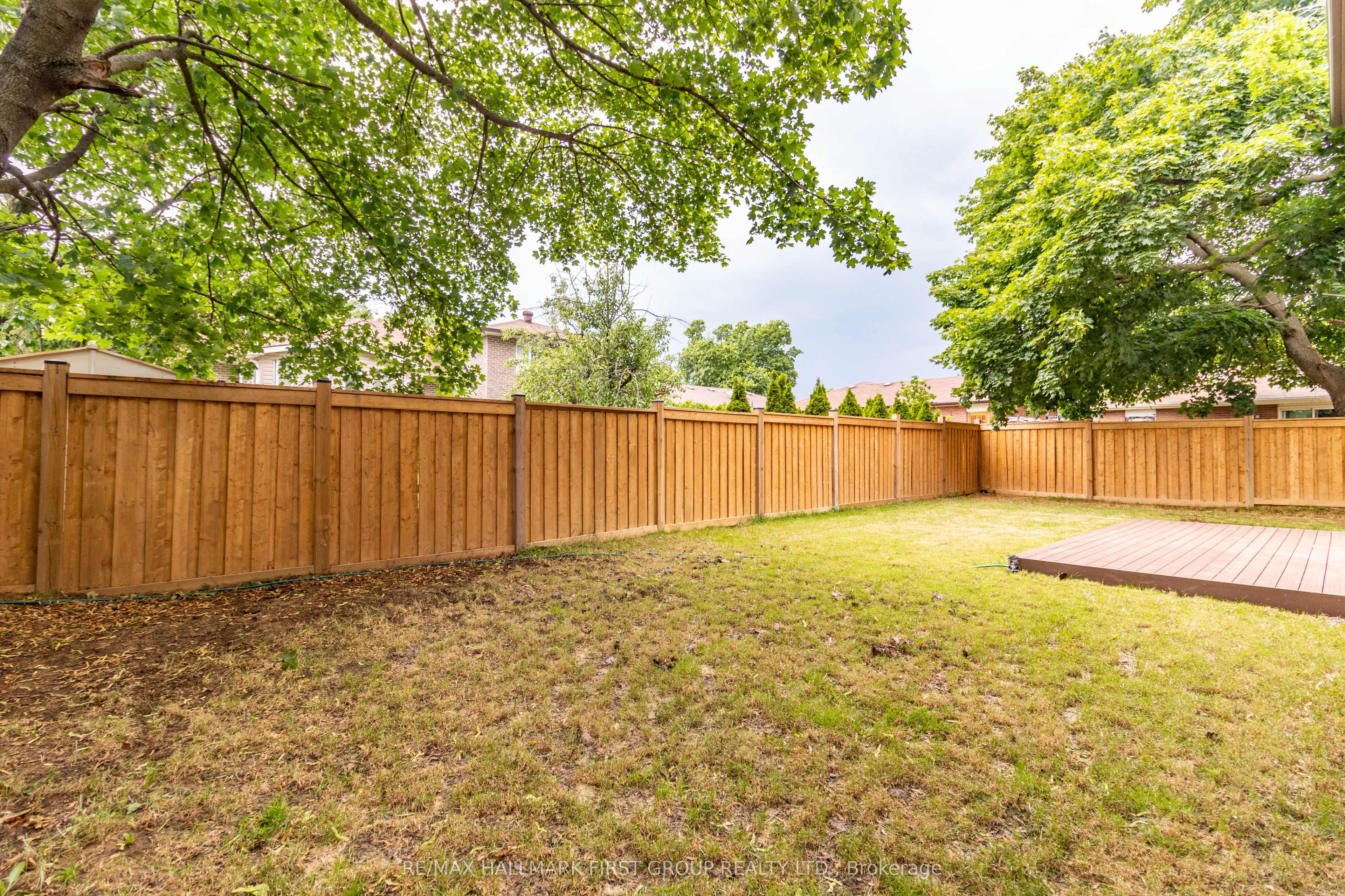752 Hillview Crescent Property Photo 46