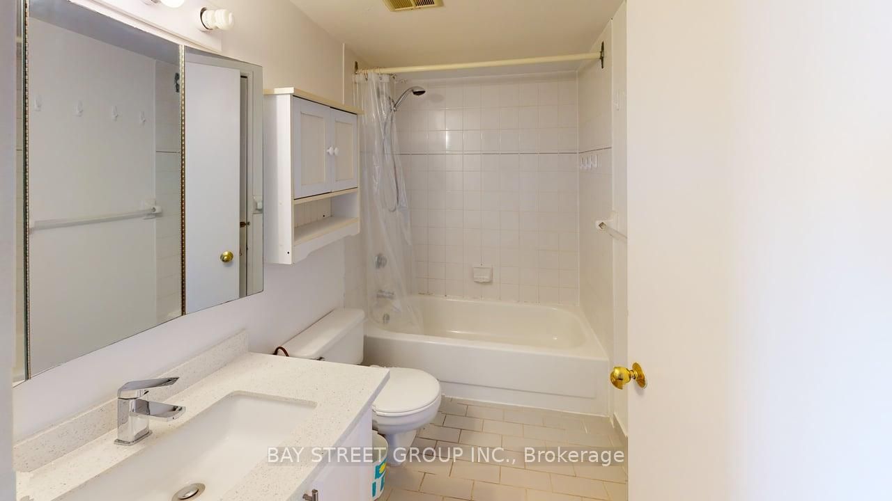 3050 Ellesmere Road 1019 Property Photo 4