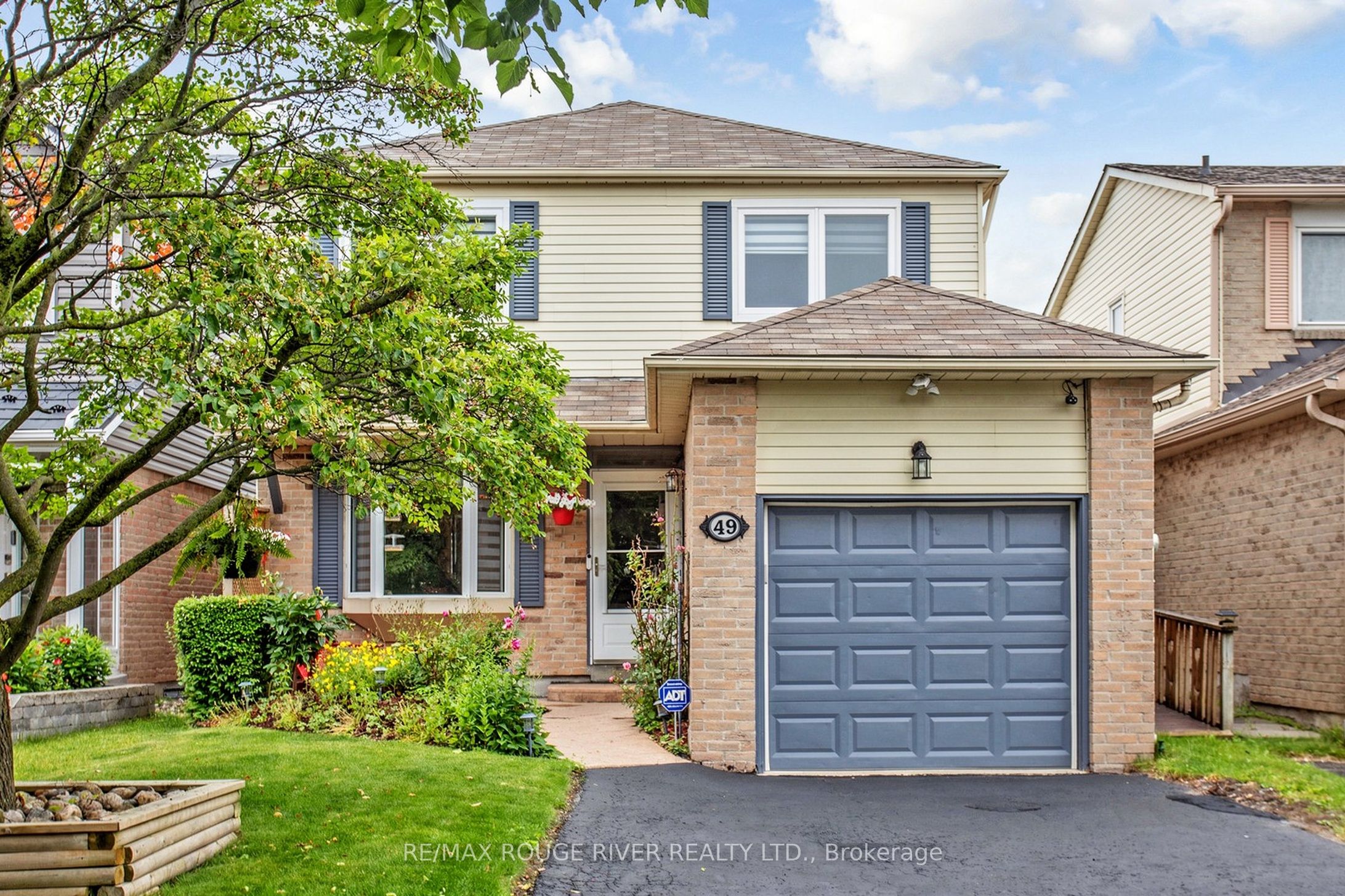 49 Gilmour Drive Property Photo 1