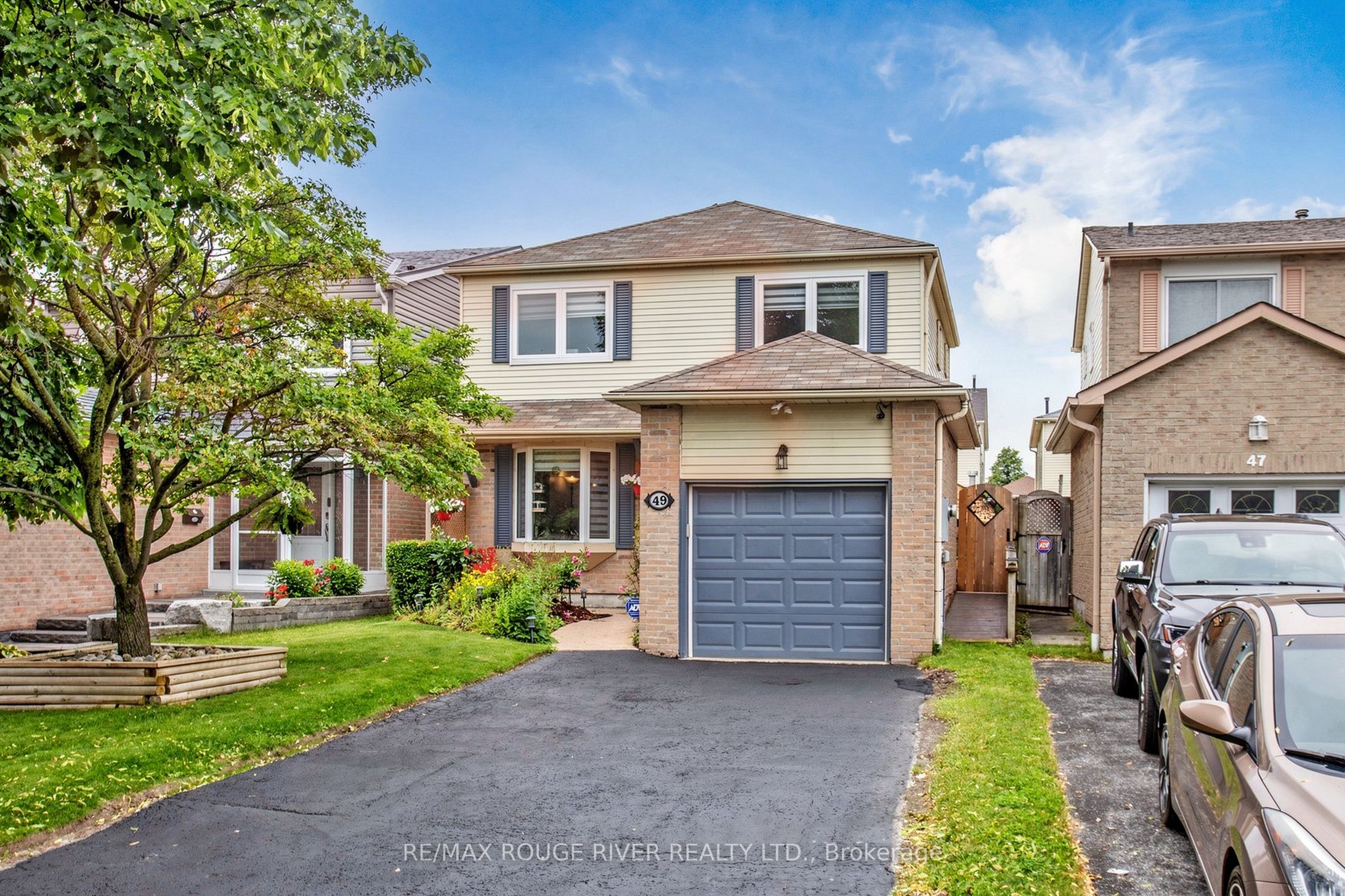 49 Gilmour Drive Property Photo 2