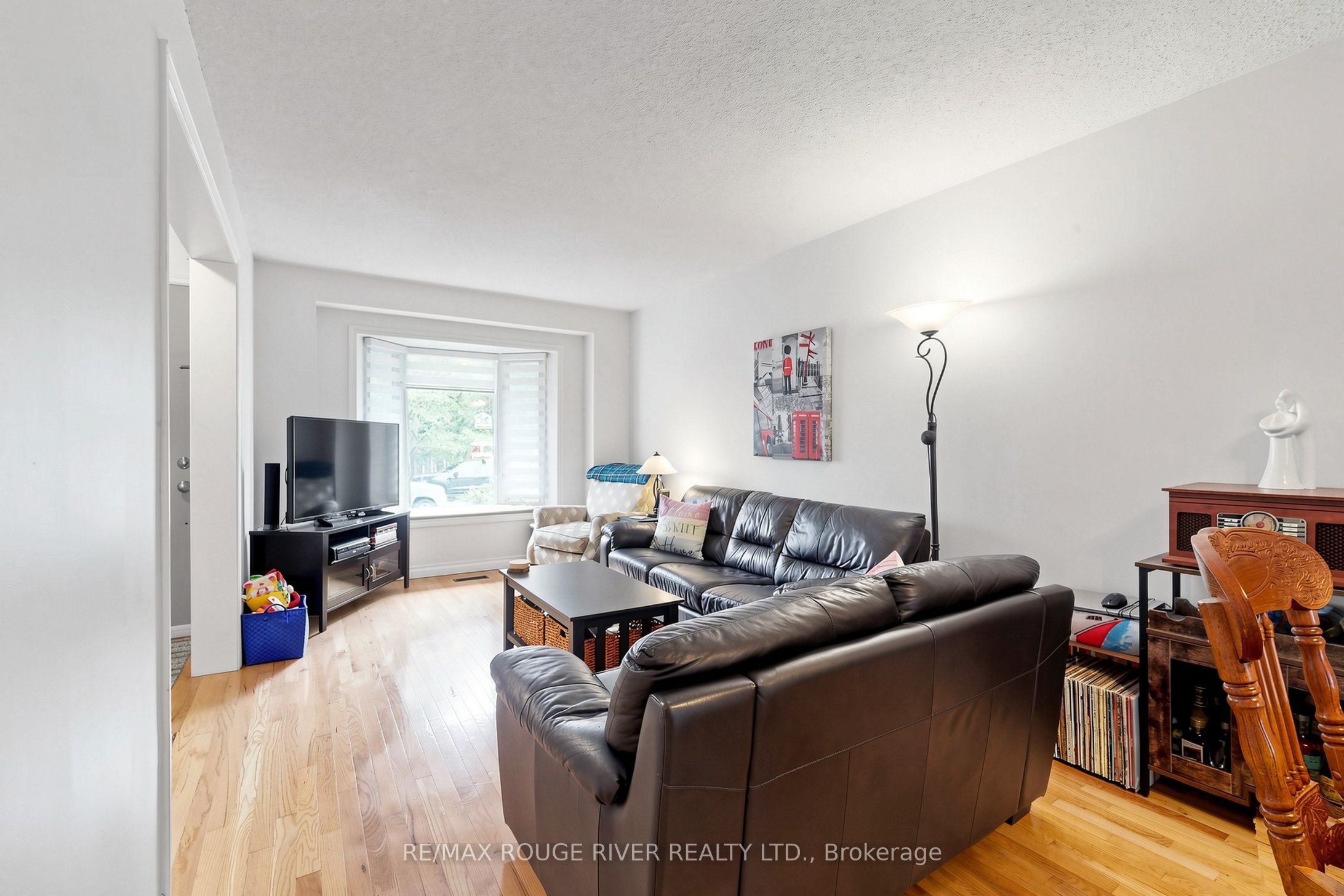 49 Gilmour Drive Property Photo 5