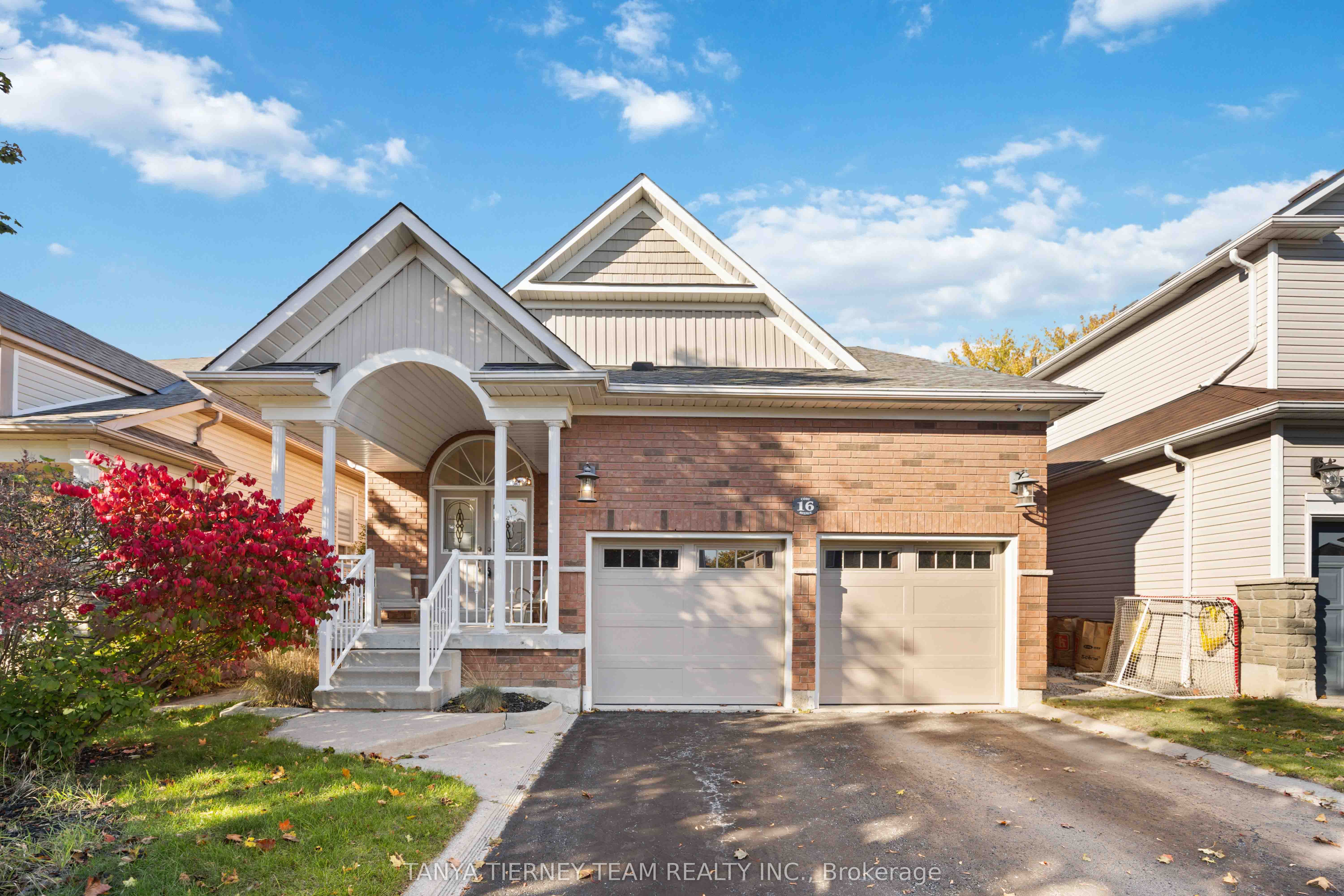 16 Cody Avenue