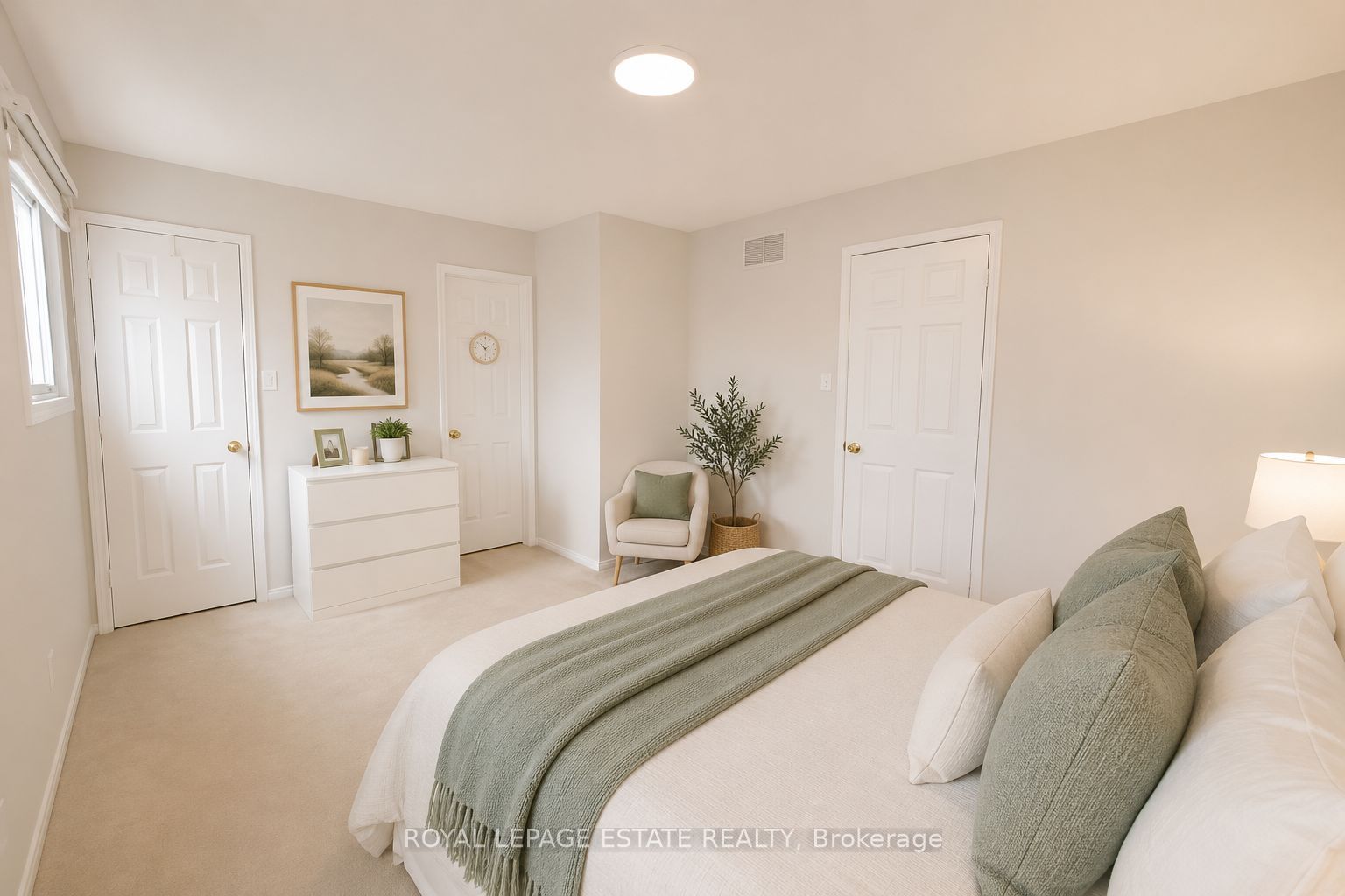 130 William Stephenson Drive Property Photo 19