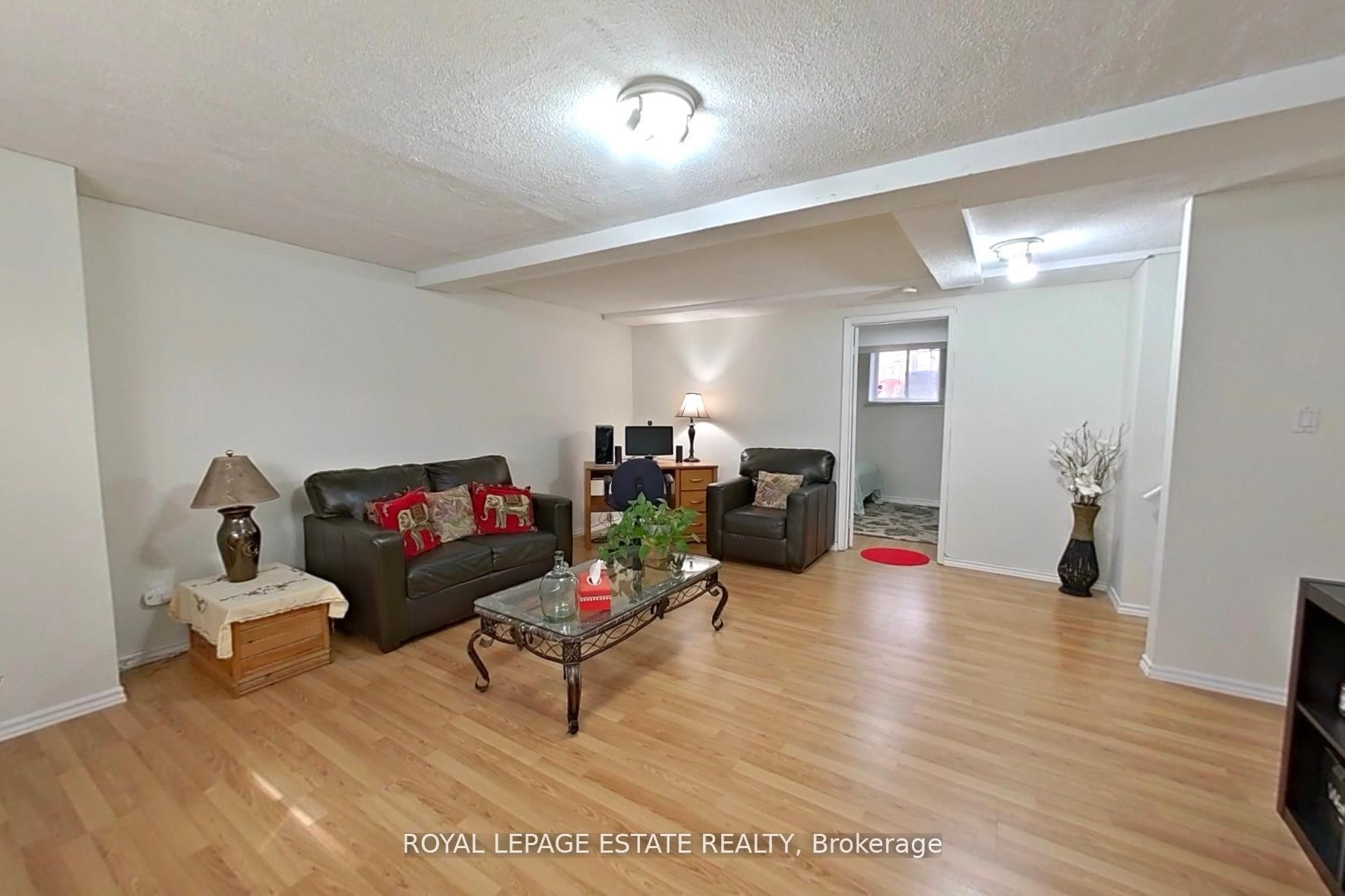 130 William Stephenson Drive Property Photo 23