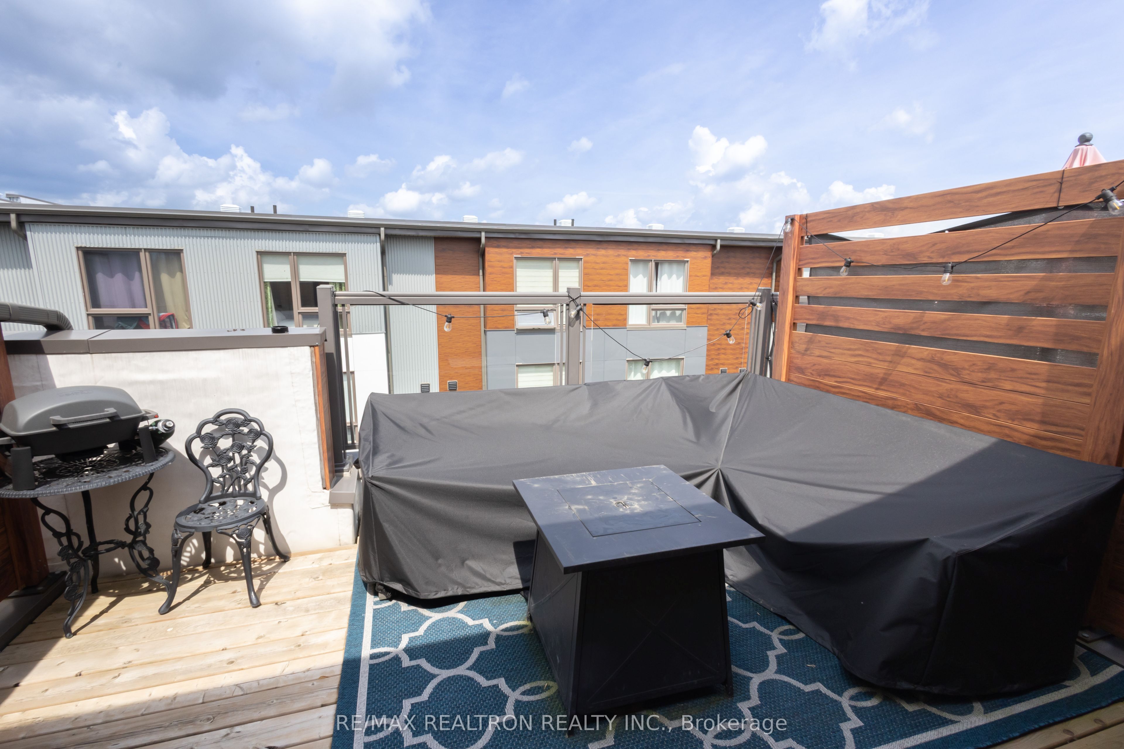 1623 Pleasure Valley Path N Property Photo 7