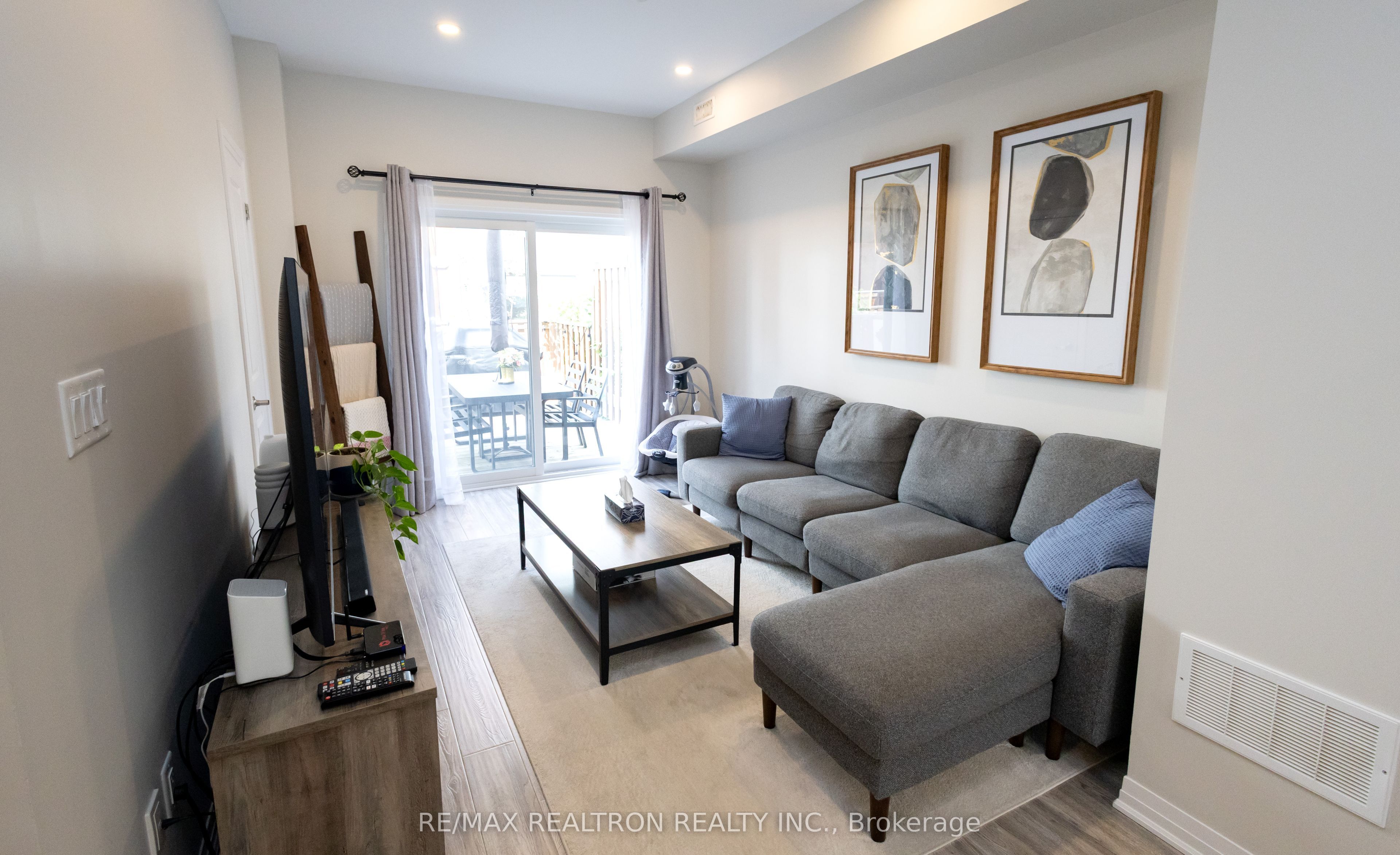 1623 Pleasure Valley Path N Property Photo 18