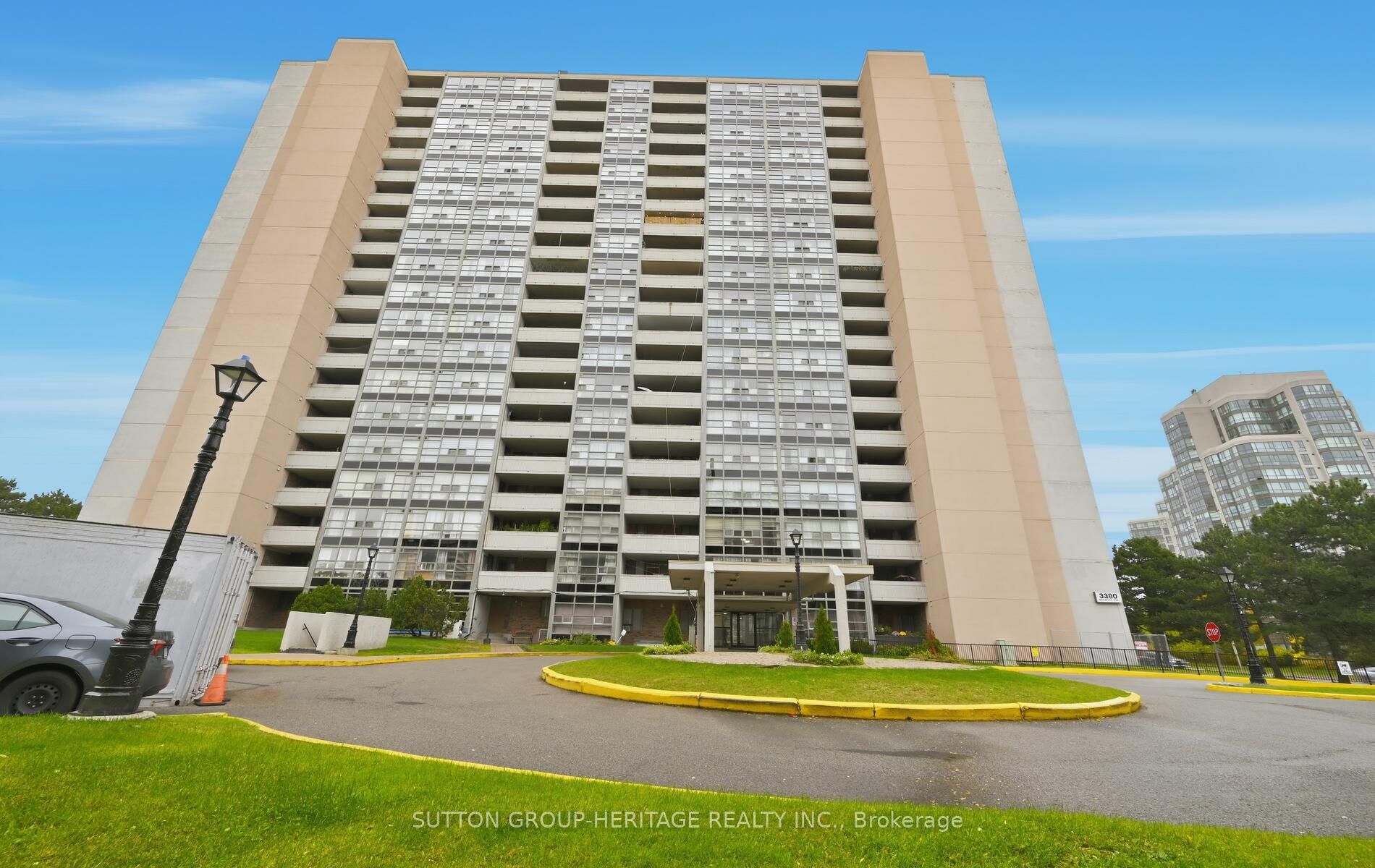 3380 Eglinton Avenue E Ph07 Property Photo 1