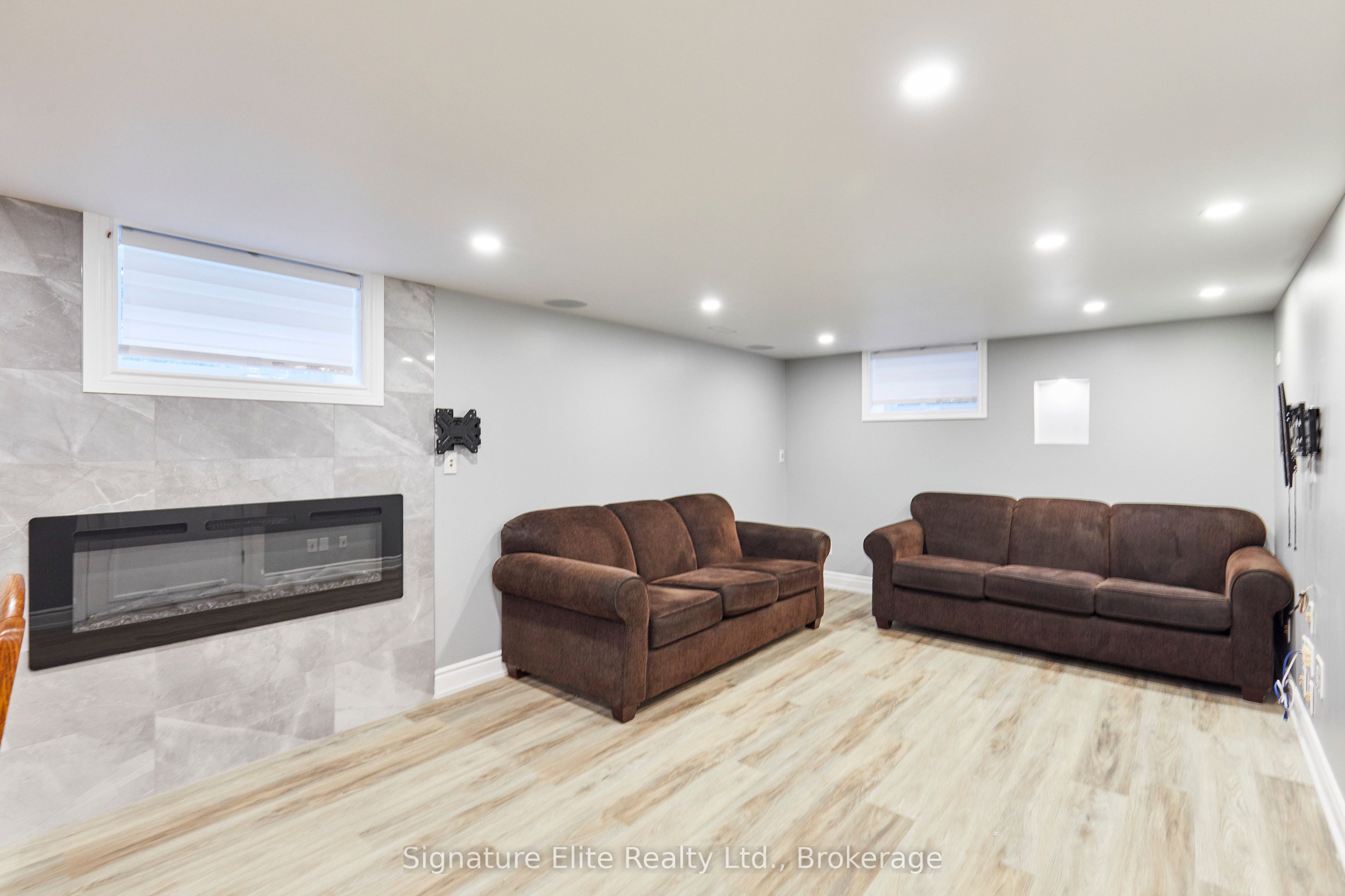 100a Kitchener Road Lower Property Photo 3