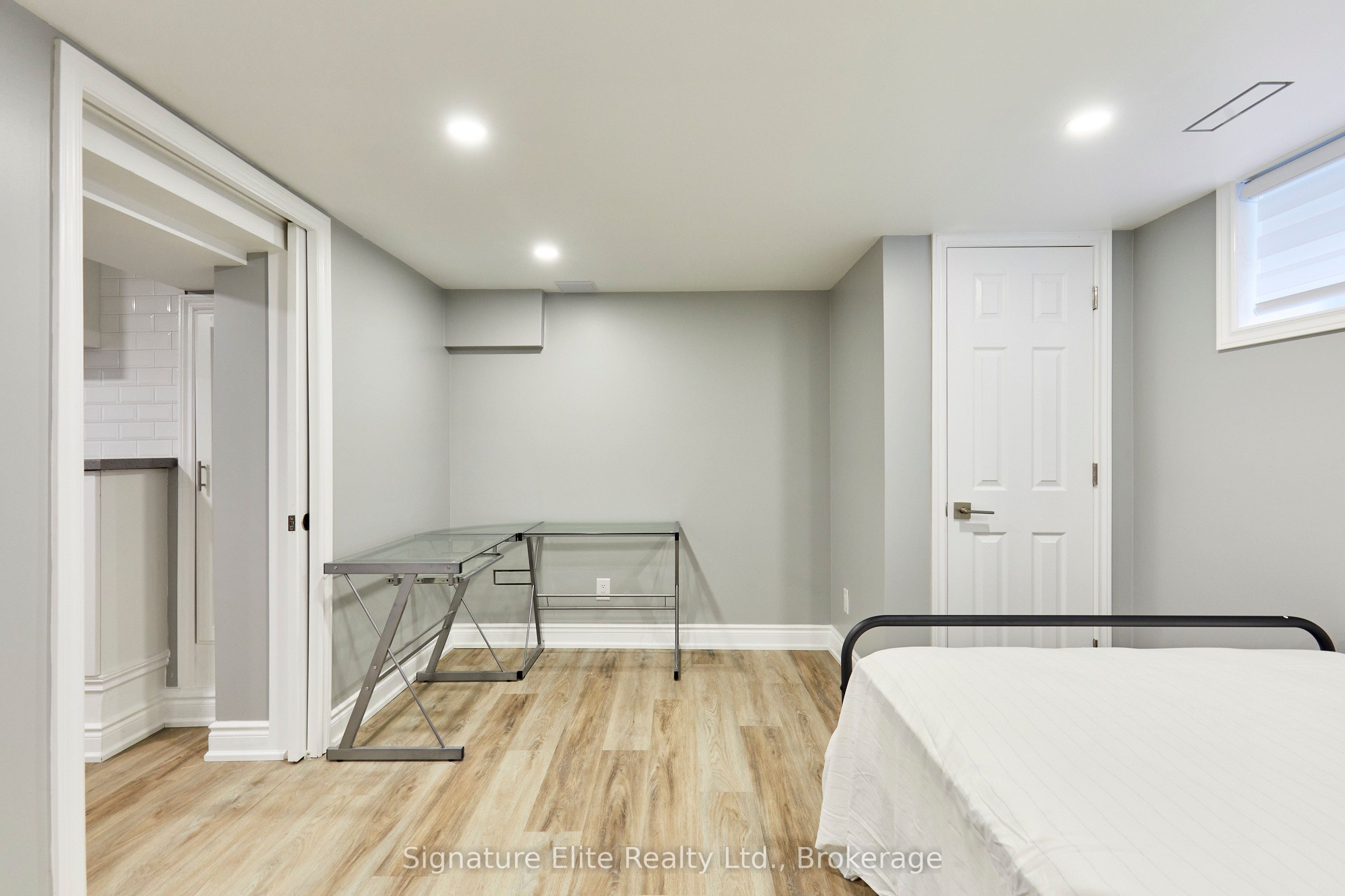 100a Kitchener Road Lower Property Photo 11