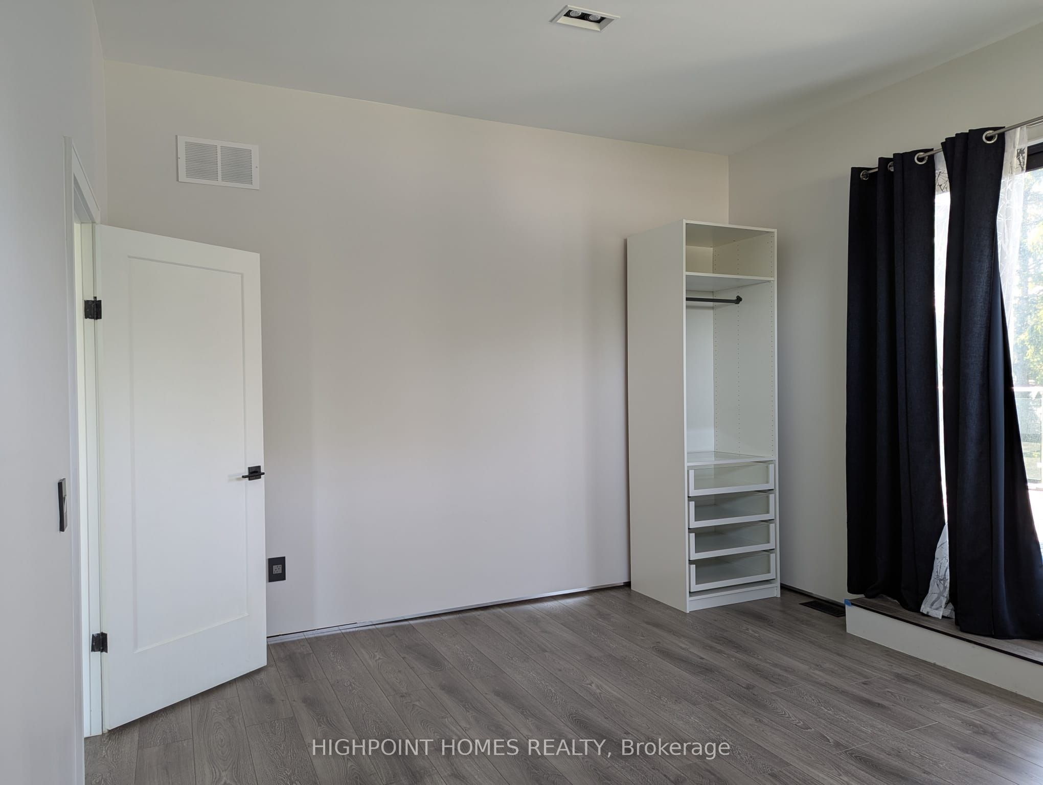 5010 Barber Street Property Photo 20