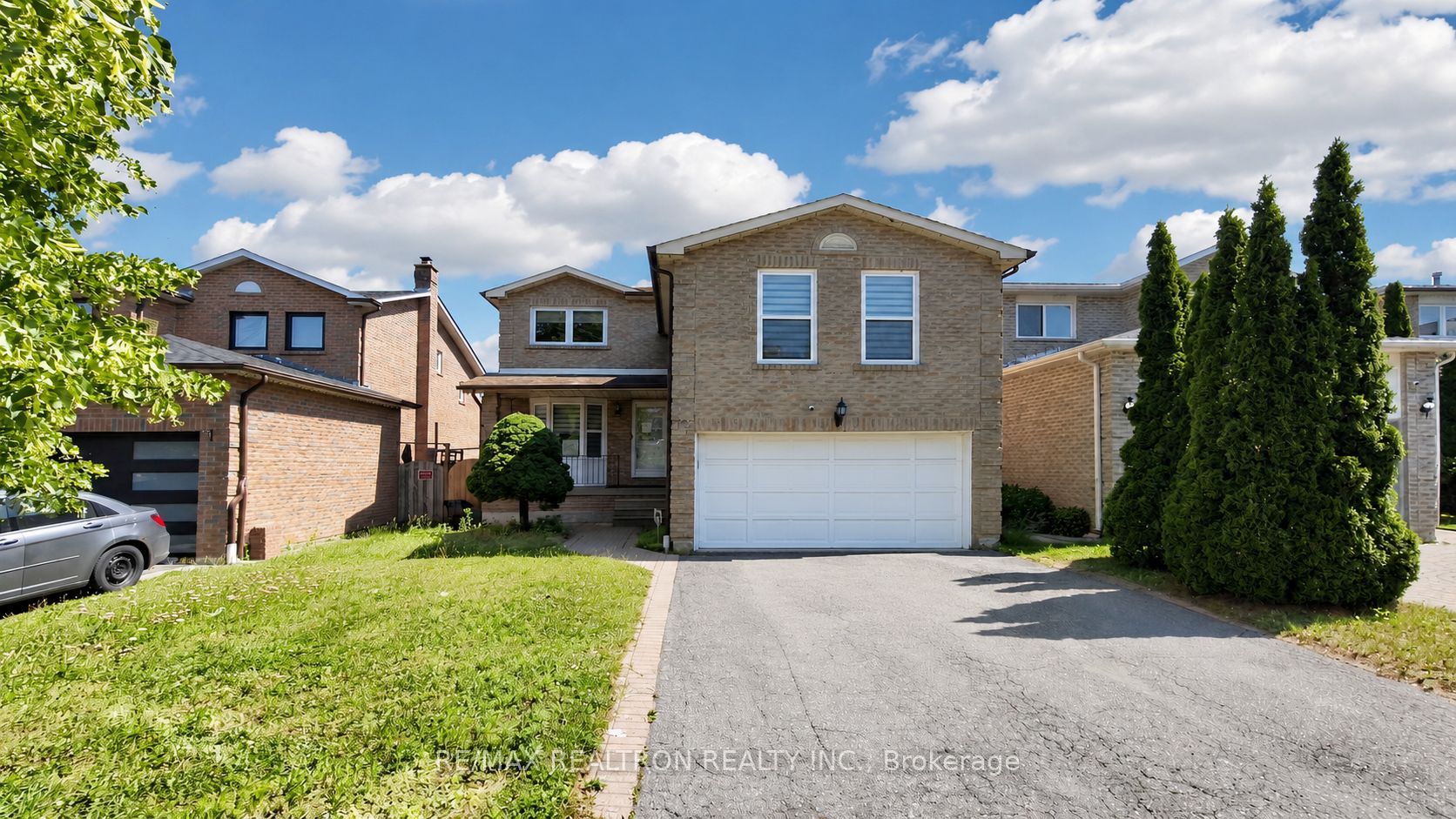 72 Halfmoon Square