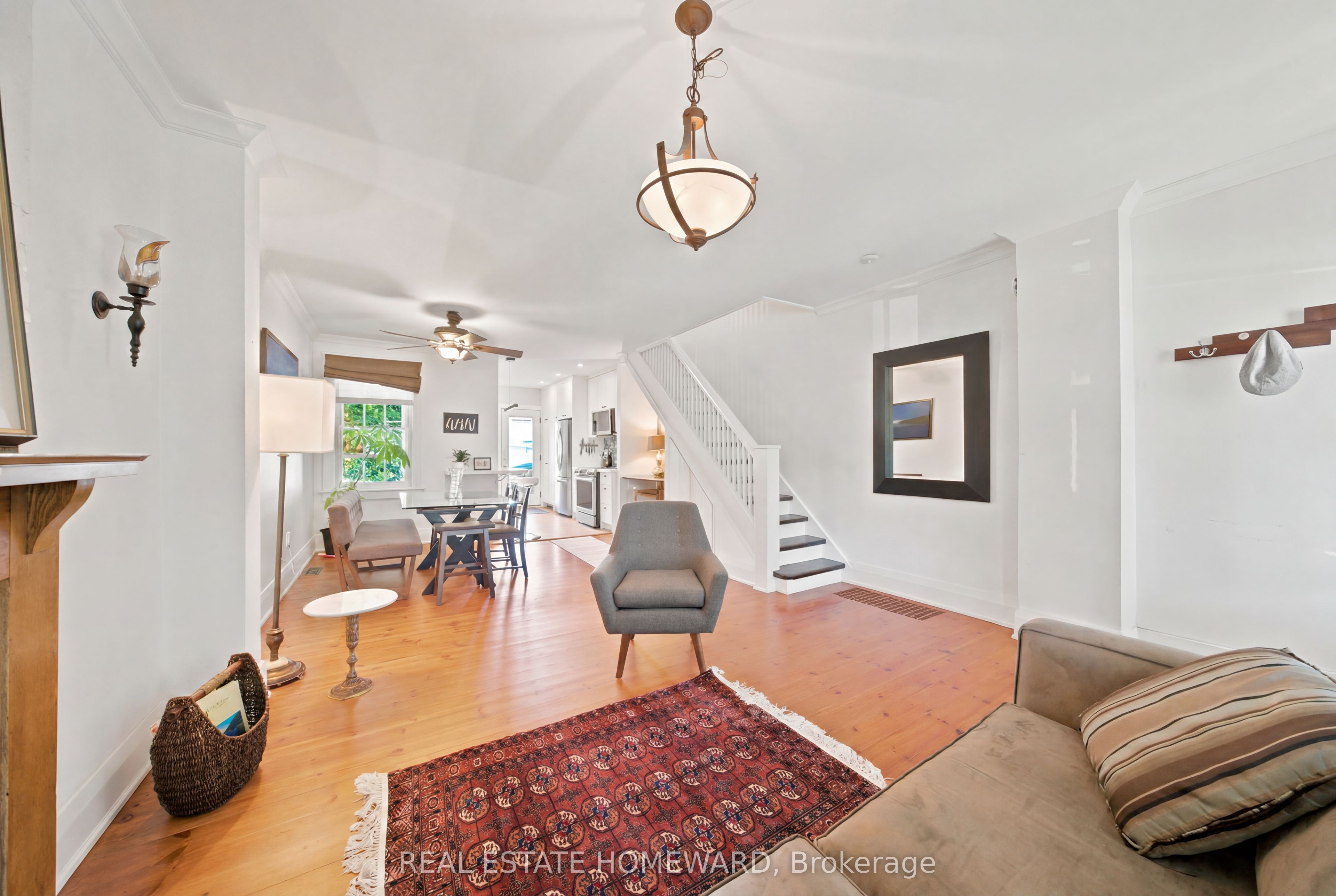 98 Drayton Avenue Property Photo 4