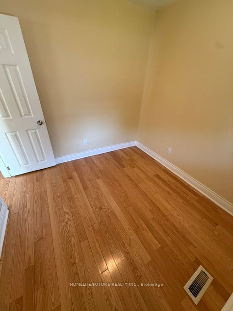 346 Eulalie Avenue Property Photo 4
