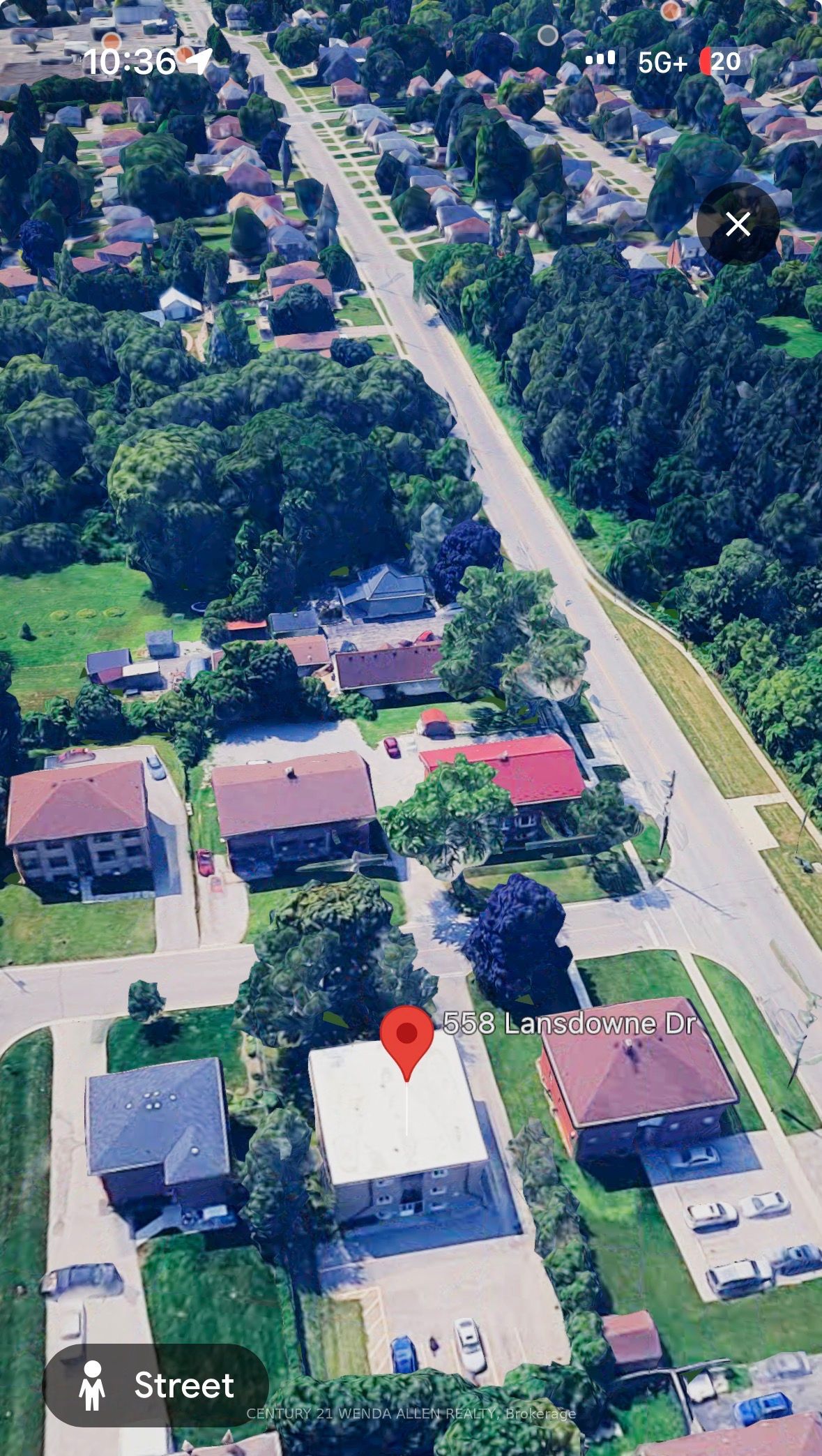 558 Lansdowne Drive Property Photo 11