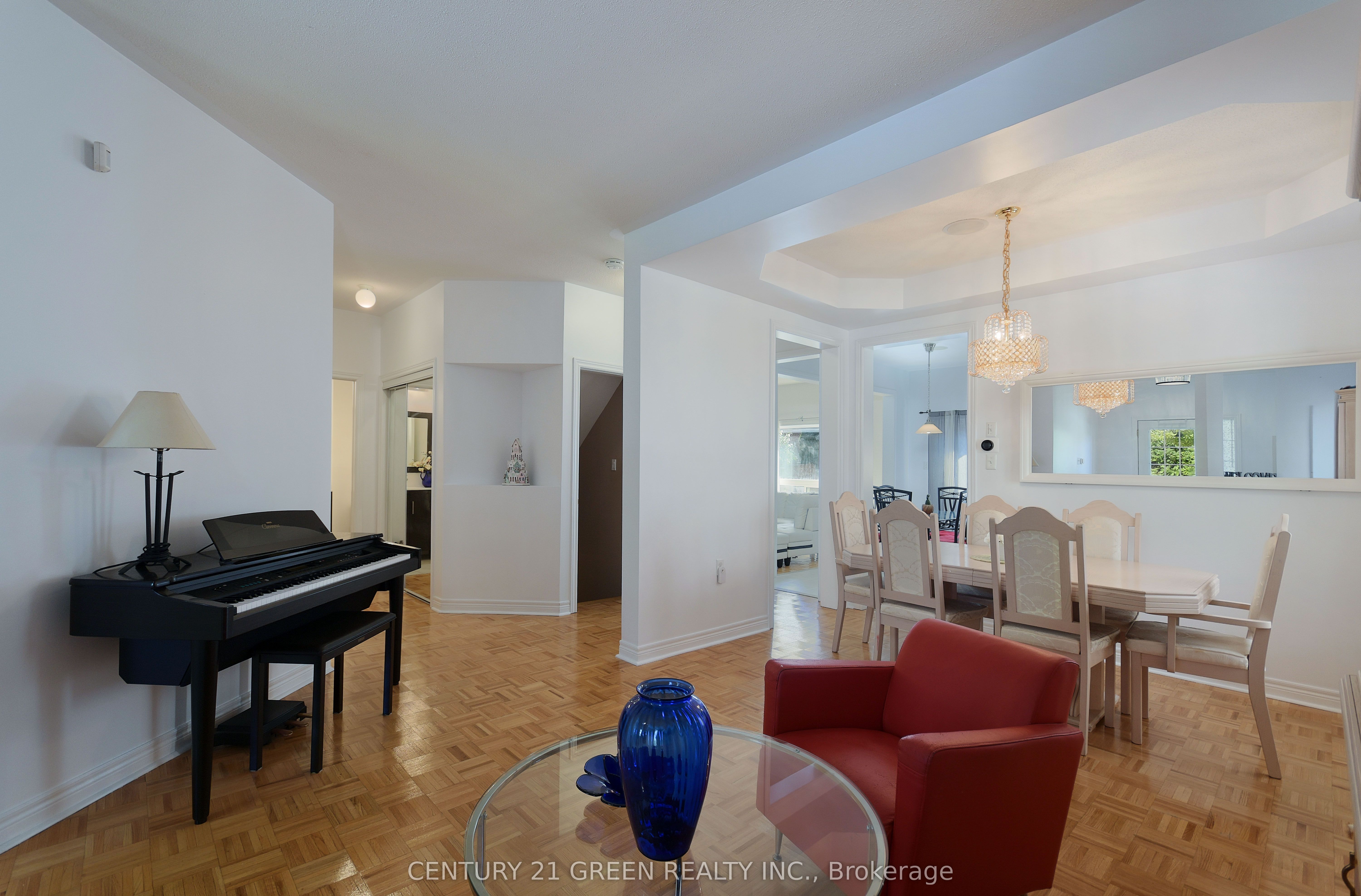 8 Lampman Drive Property Photo 9