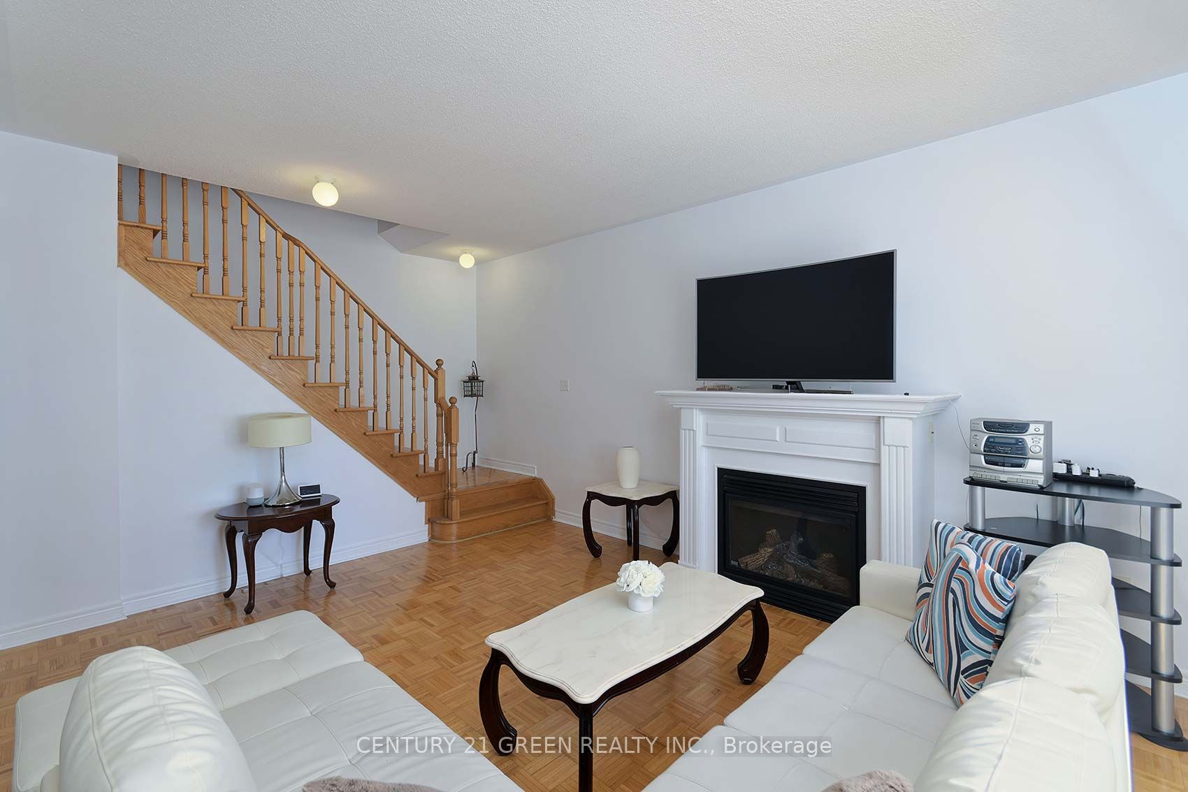 8 Lampman Drive Property Photo 15