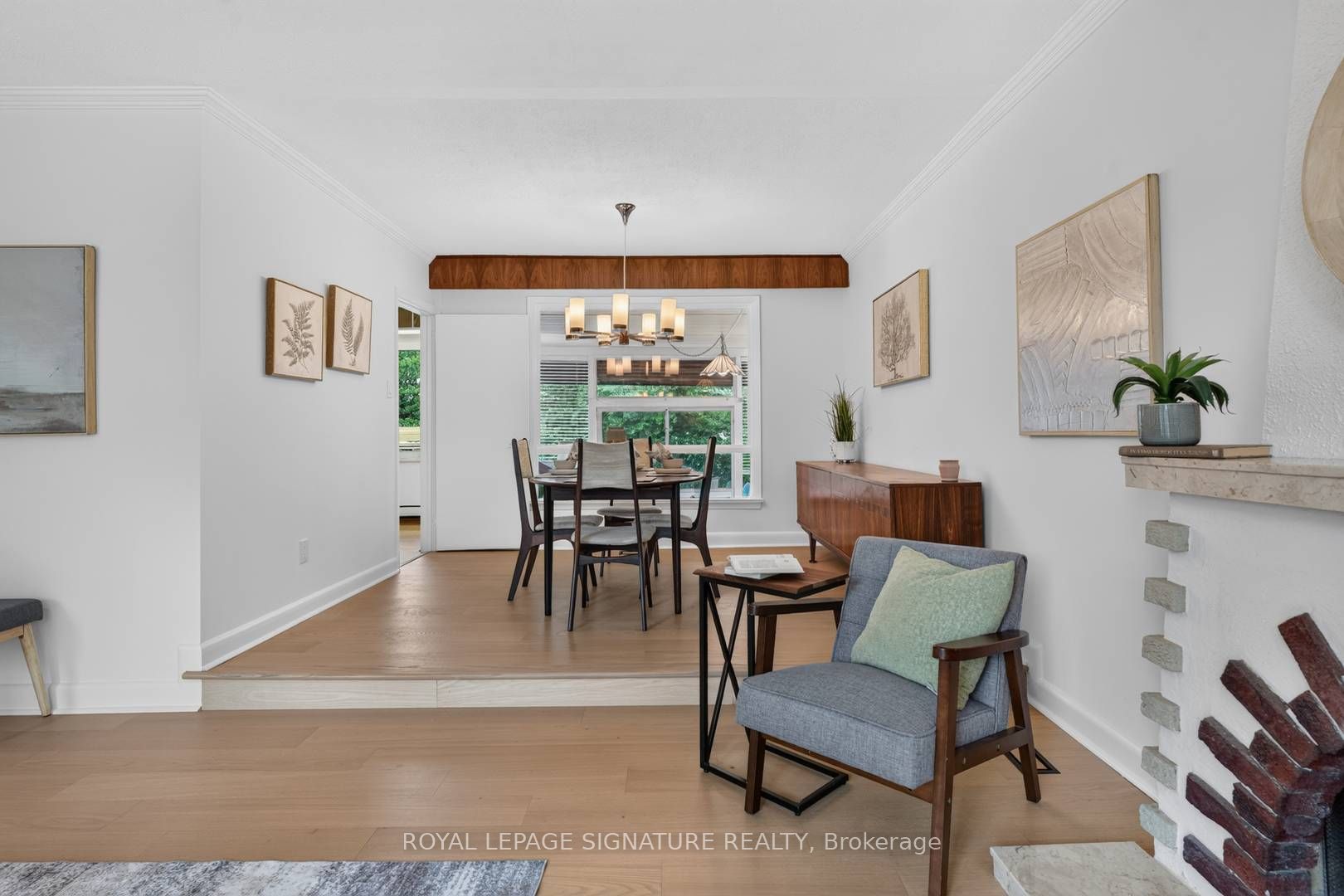 11 Regency Square Property Photo 9