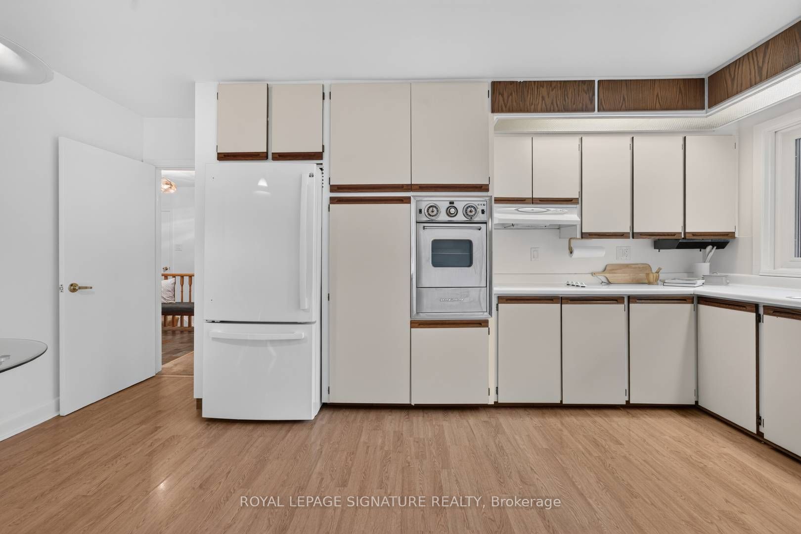 11 Regency Square Property Photo 14
