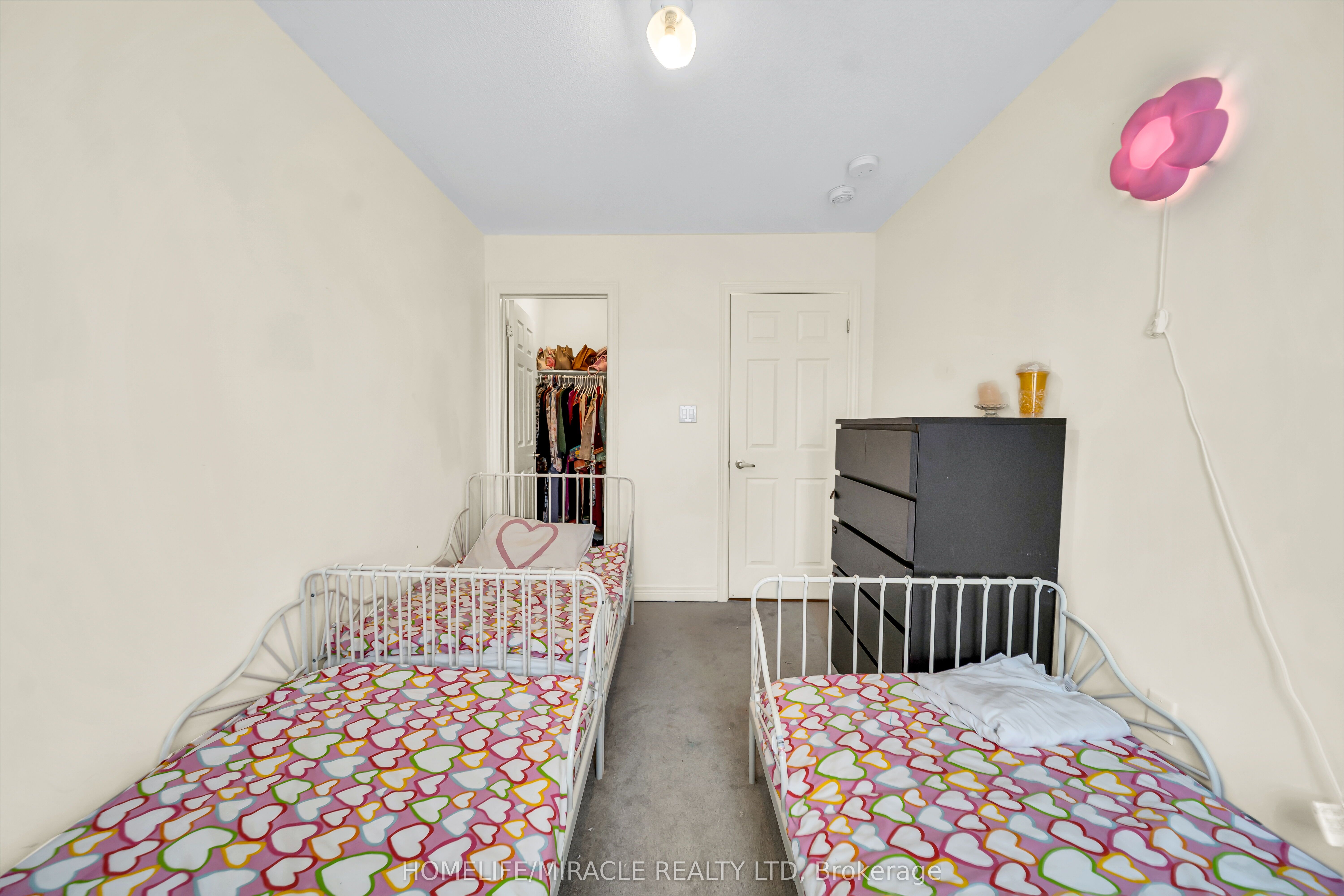 1195 Kettering Drive Property Photo 14