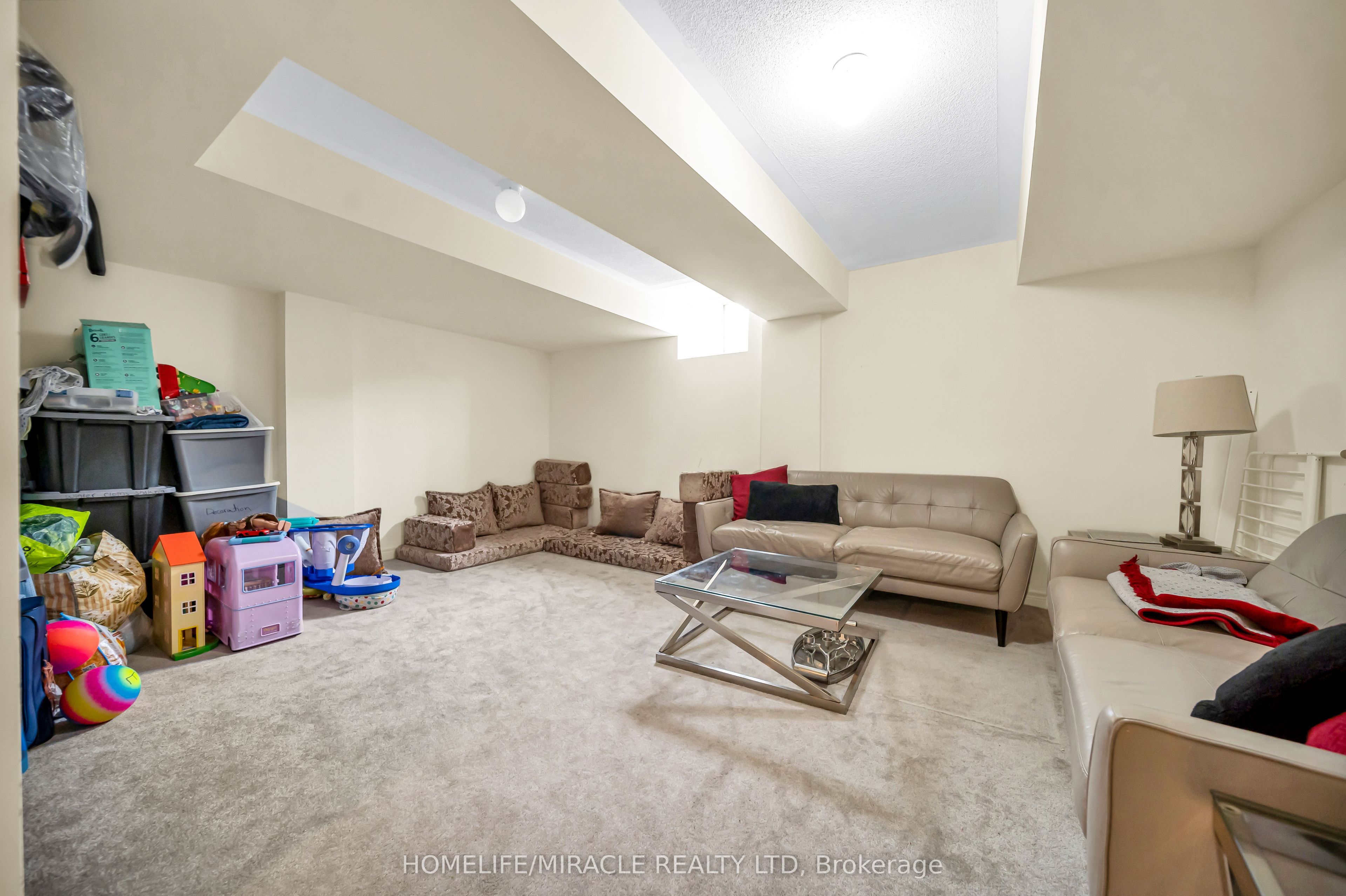1195 Kettering Drive Property Photo 28