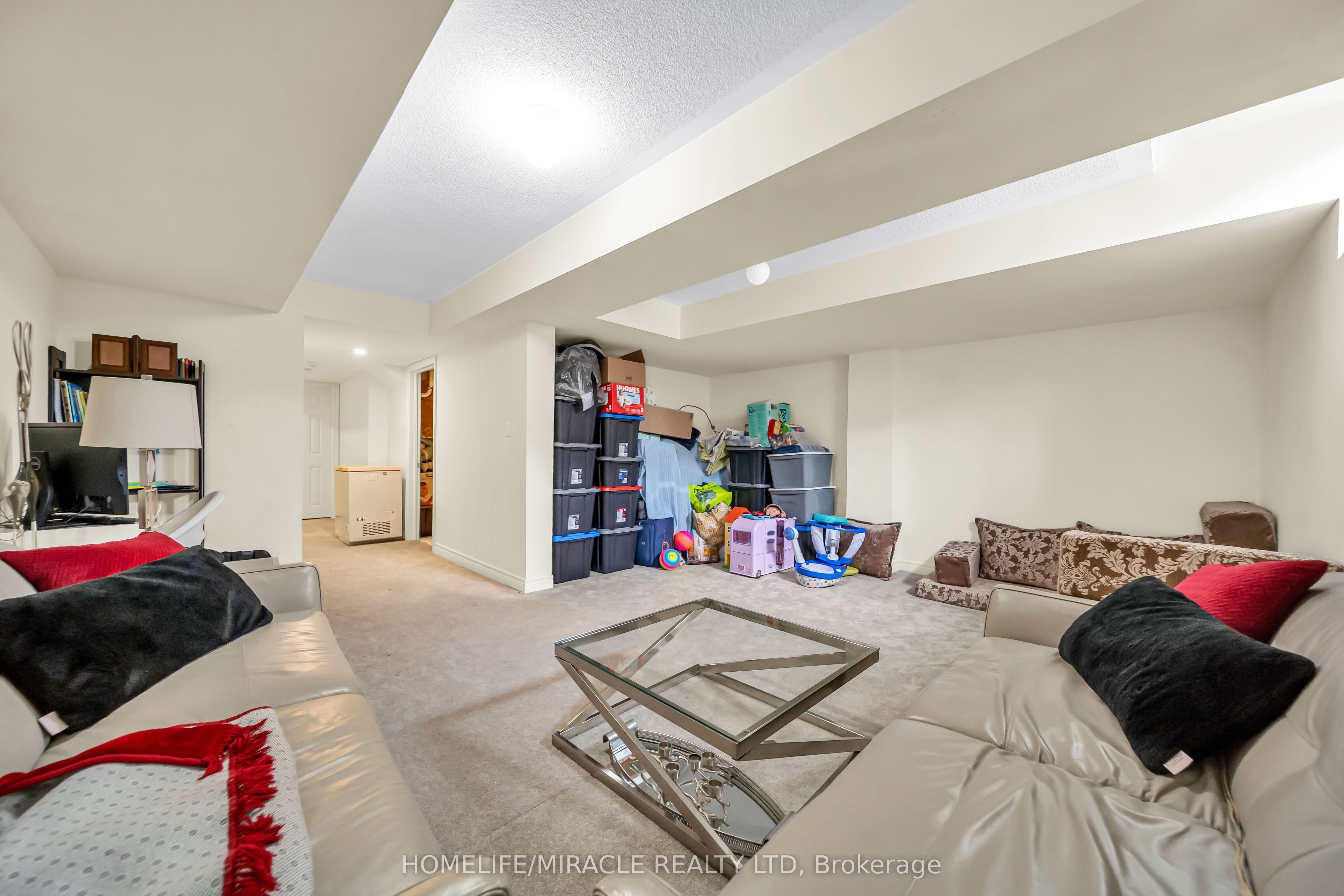 1195 Kettering Drive Property Photo 29