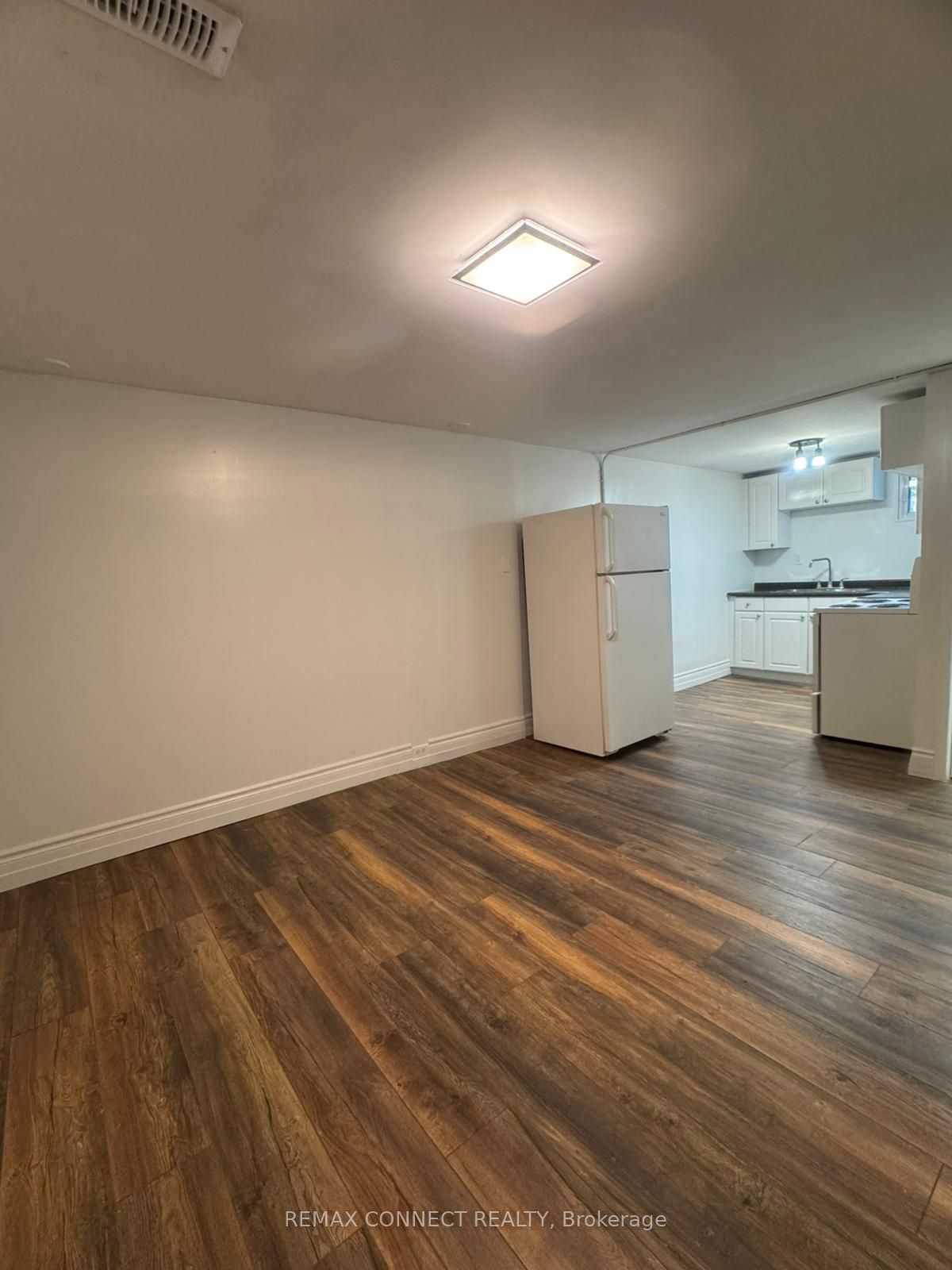 1039 Willowdale Avenue Property Photo 33