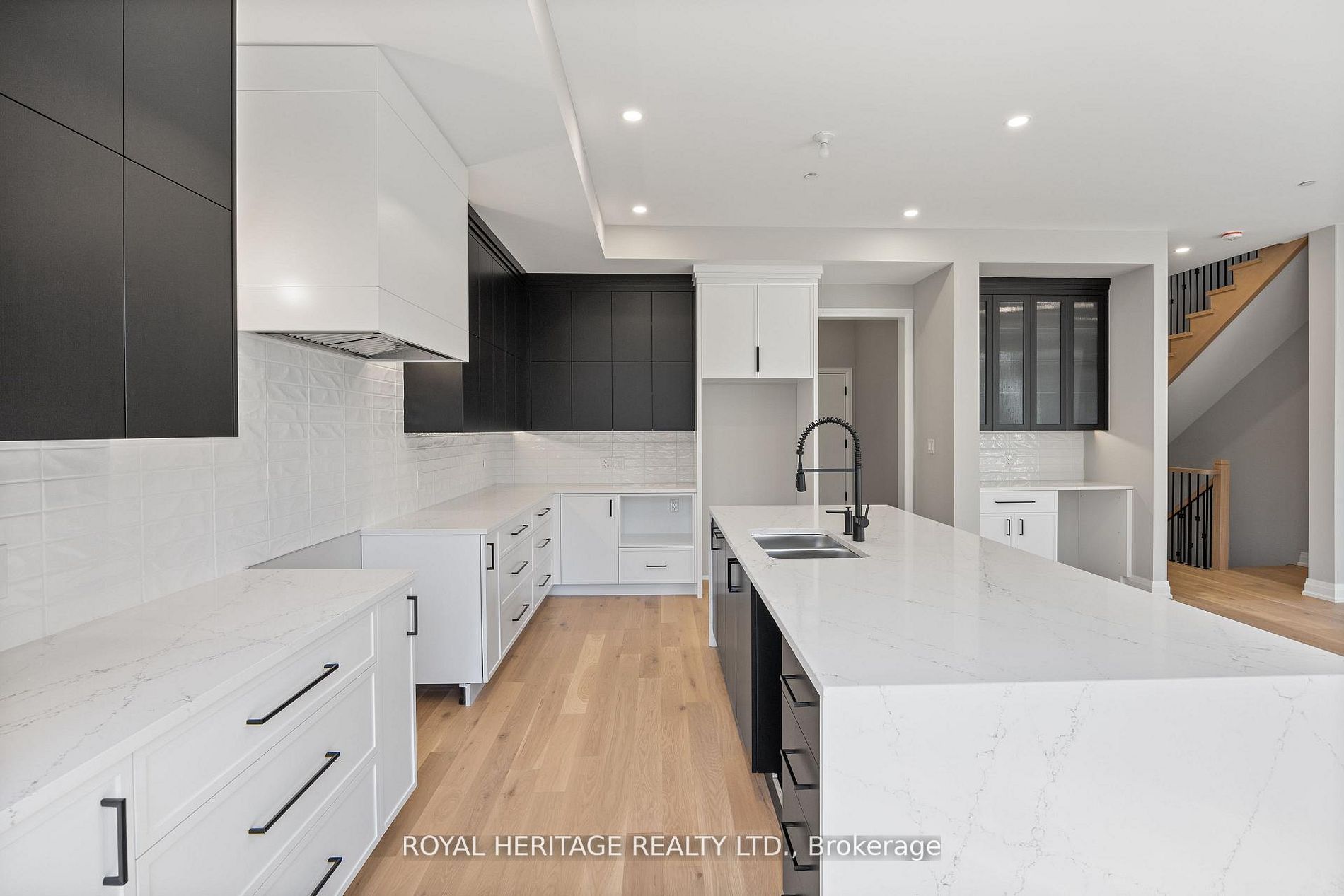 23 Inverlynn Way Property Photo 7