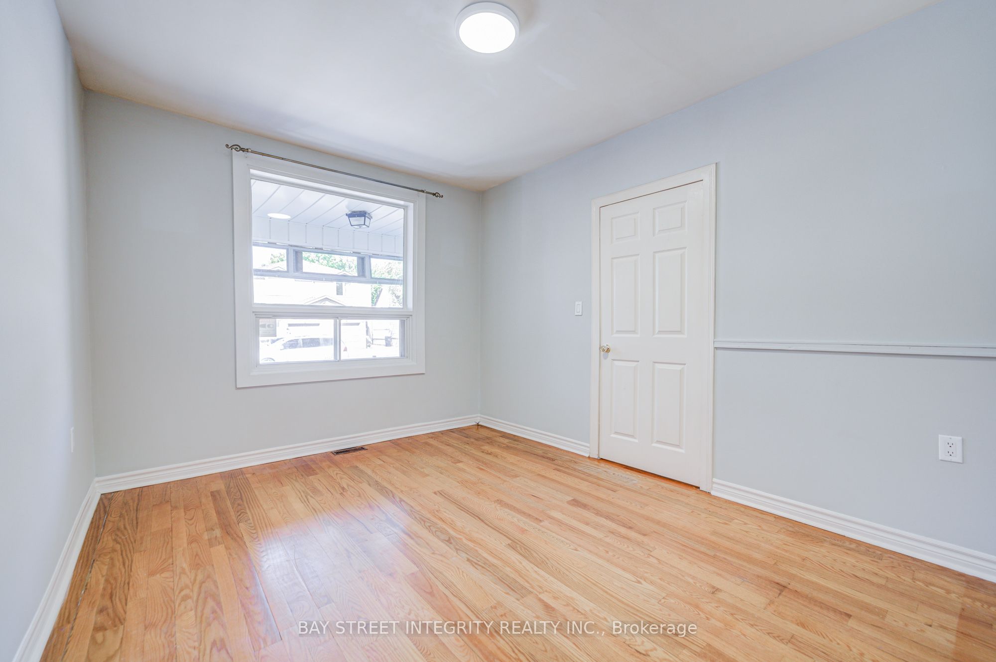 19 Robinson Avenue Property Photo 10