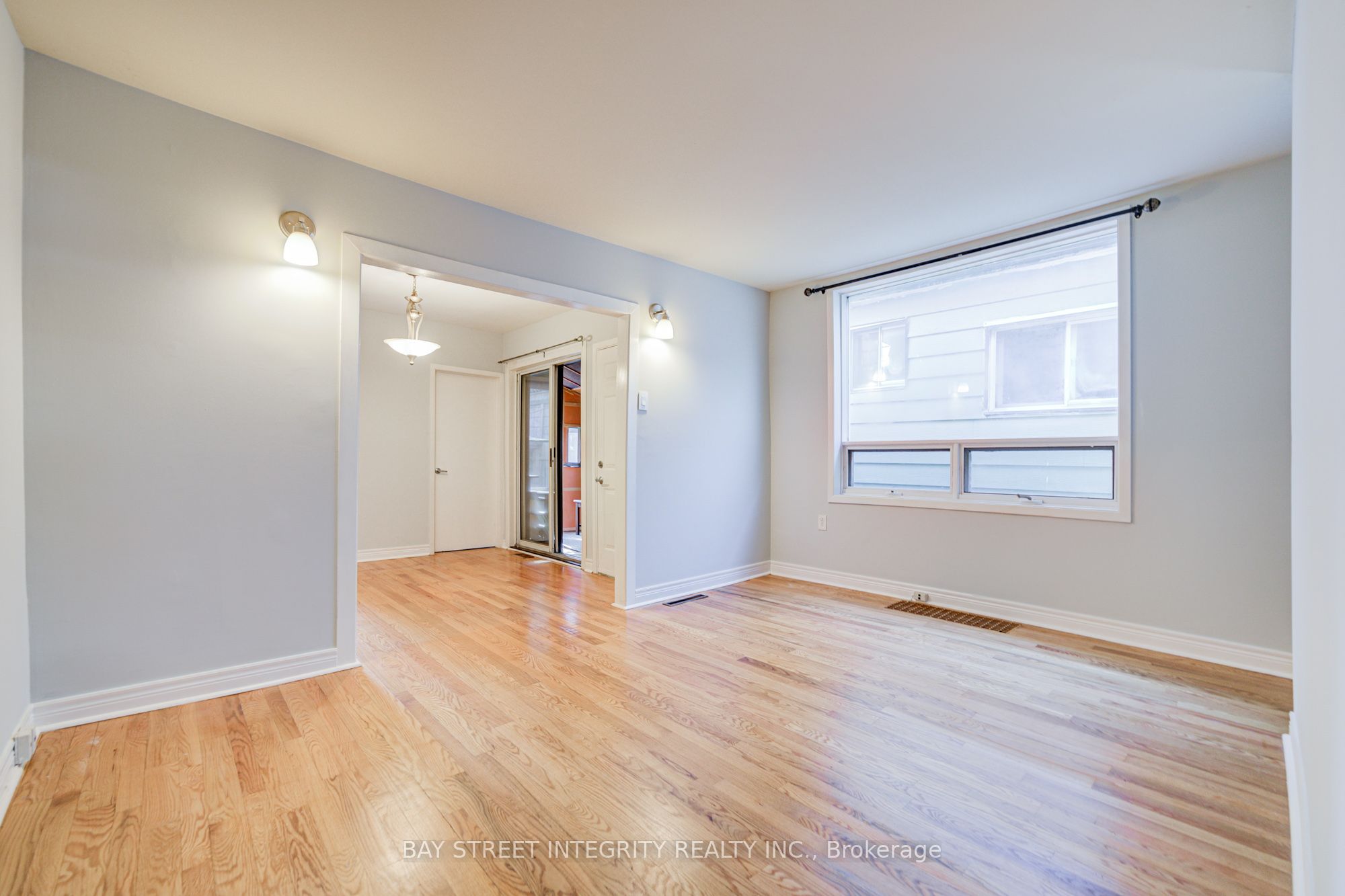 19 Robinson Avenue Property Photo 11