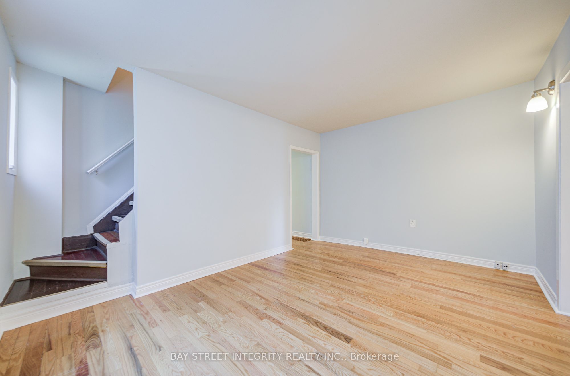 19 Robinson Avenue Property Photo 16