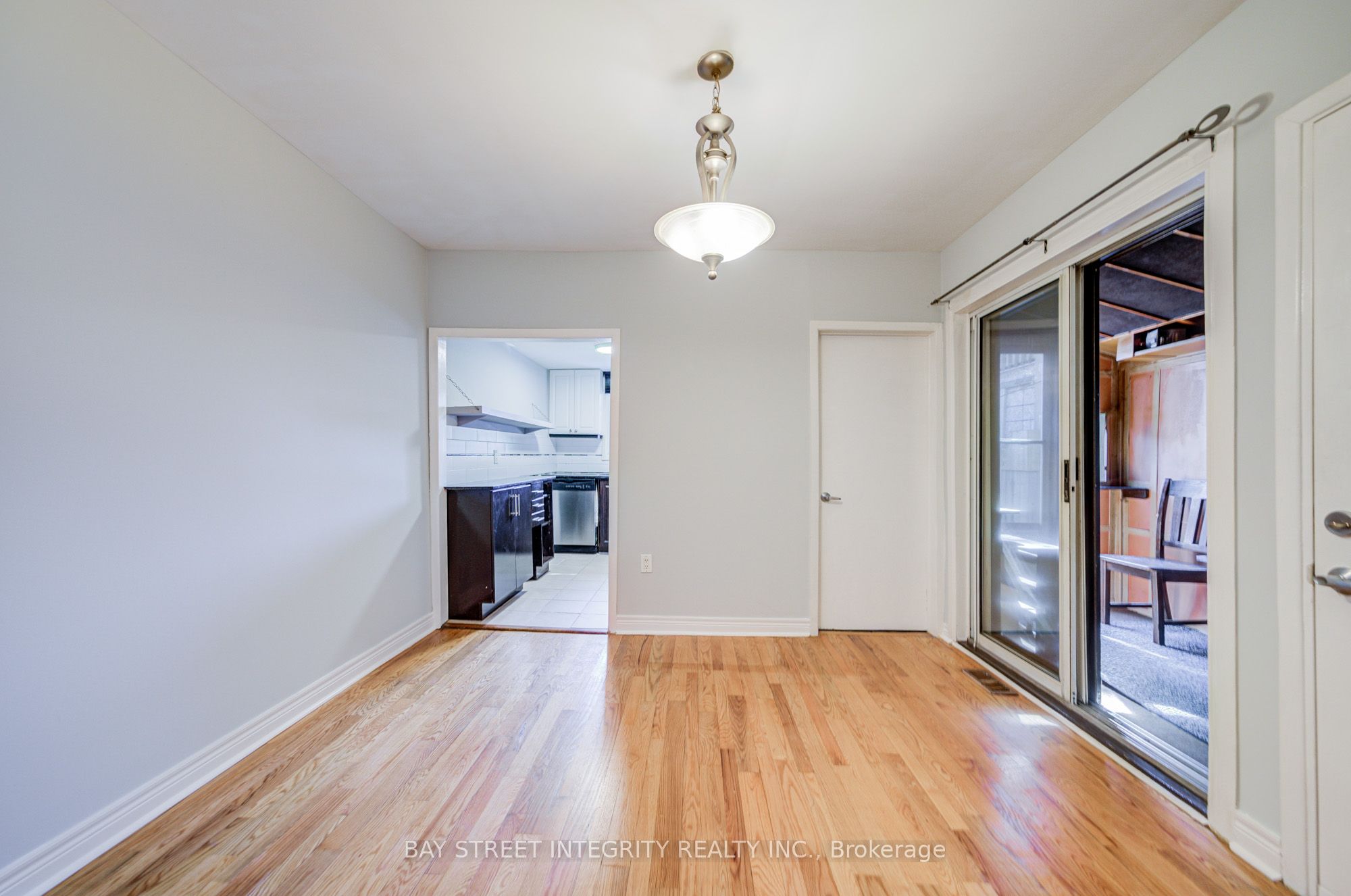 19 Robinson Avenue Property Photo 17