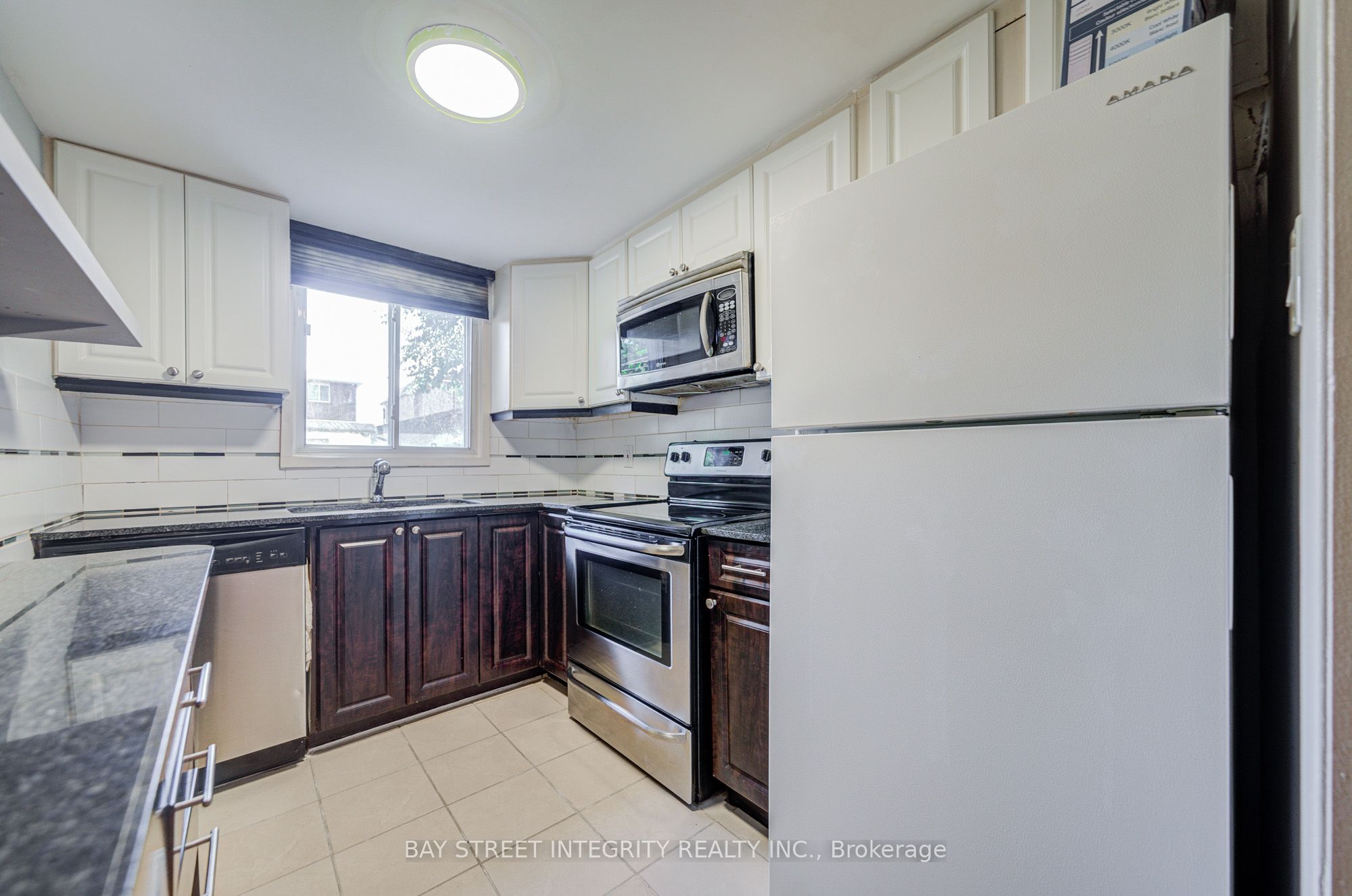 19 Robinson Avenue Property Photo 23