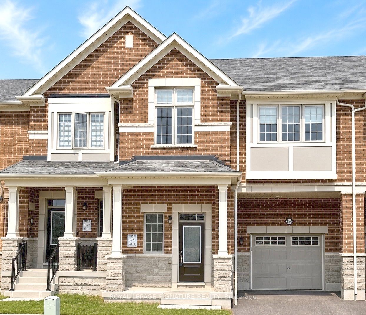 3229 Chimney Swift Crescent Property Photo 1