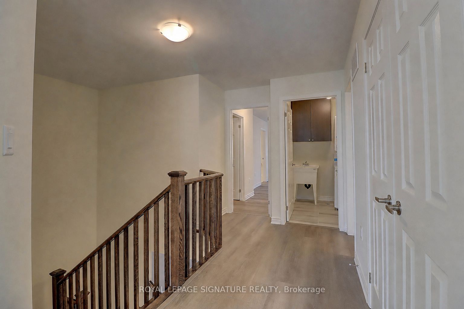 3229 Chimney Swift Crescent Property Photo 12