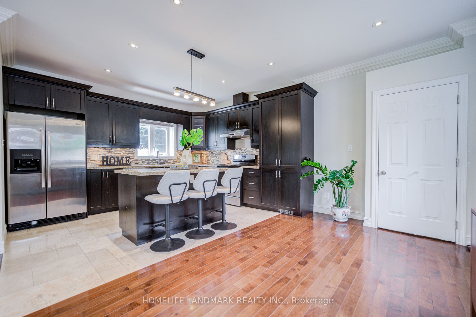 964 Pharmacy Avenue Property Photo 8
