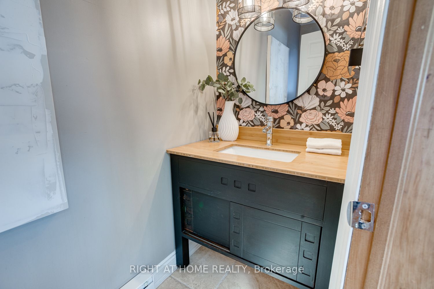 77 Aldred Drive Property Photo 21