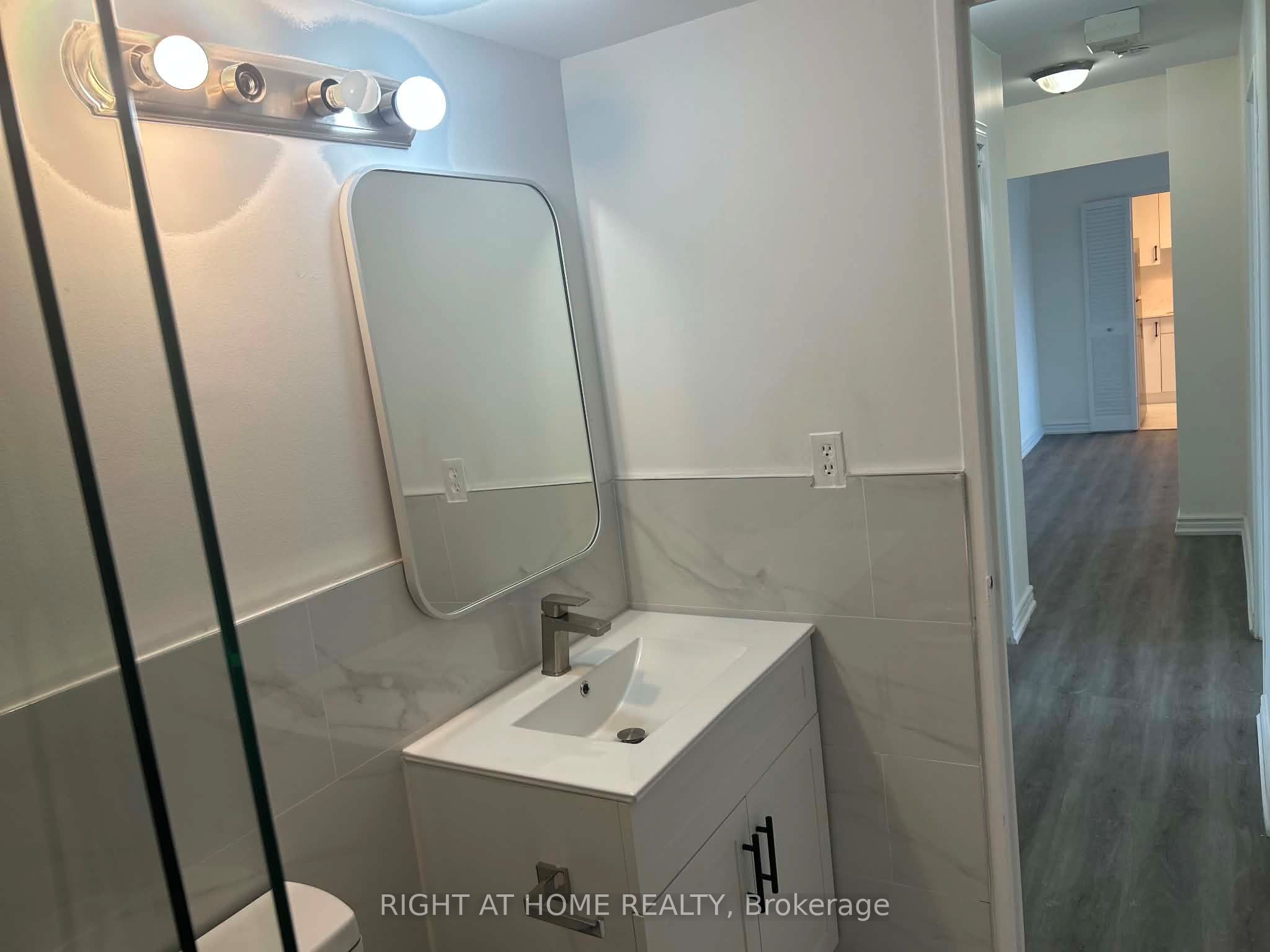 5 Massey Square 1508 Property Photo 10