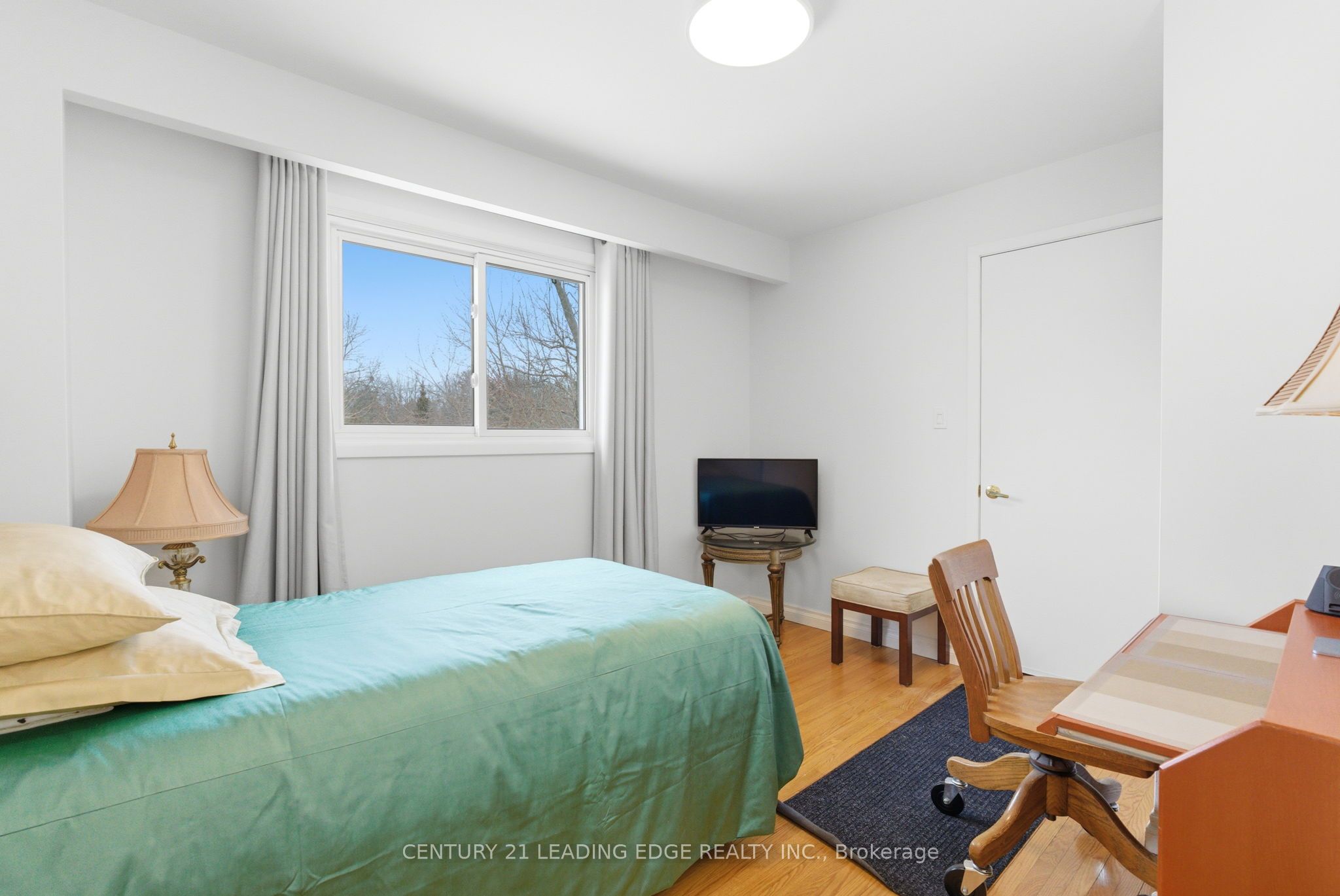 581 Arnhem Drive Property Photo 17