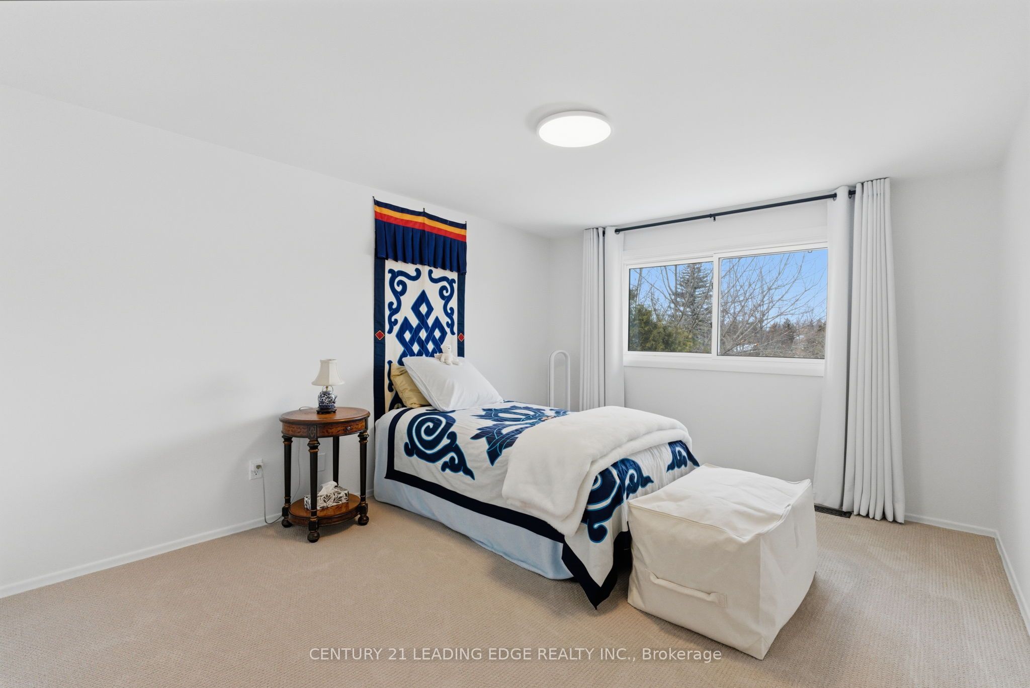 581 Arnhem Drive Property Photo 22