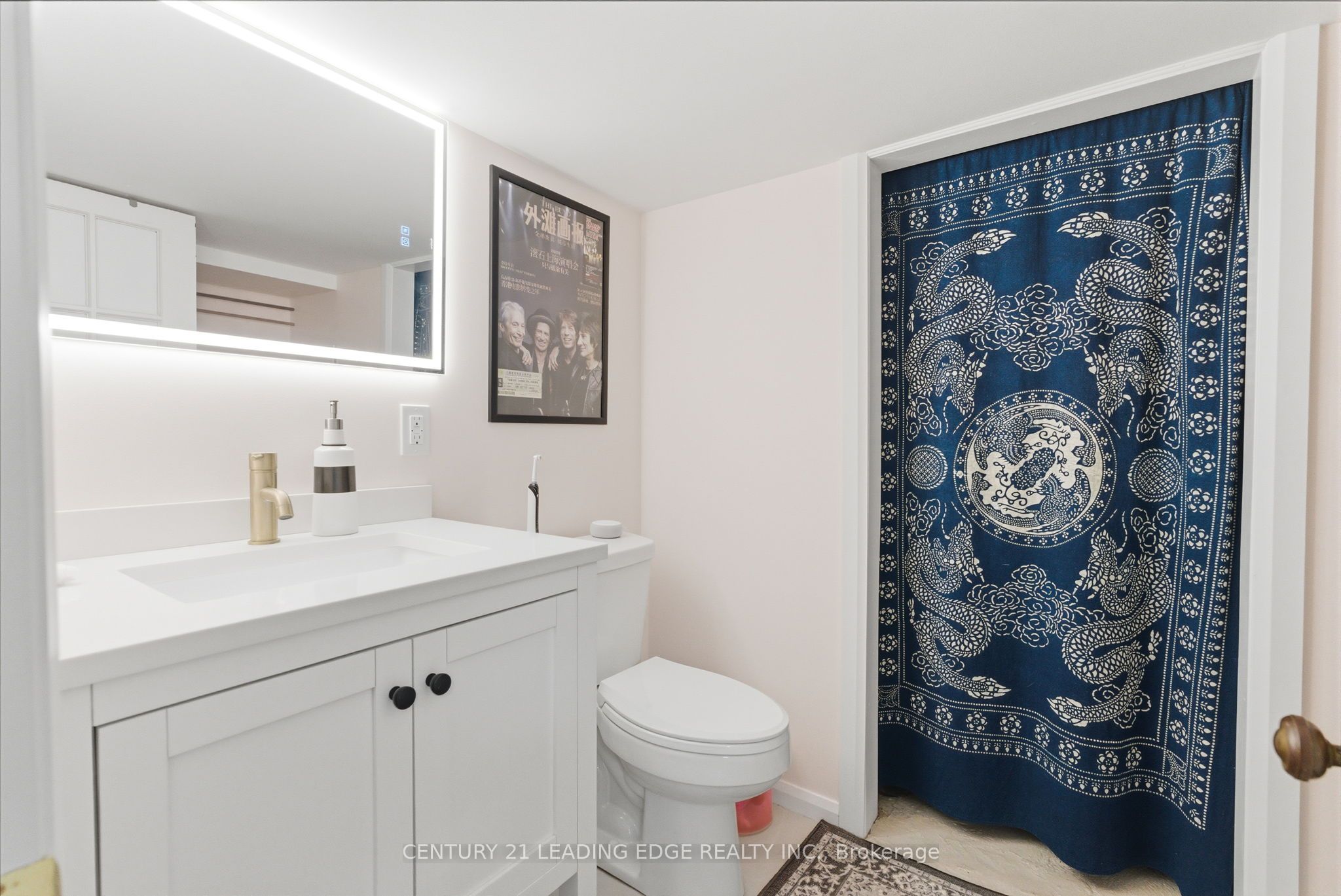 581 Arnhem Drive Property Photo 32