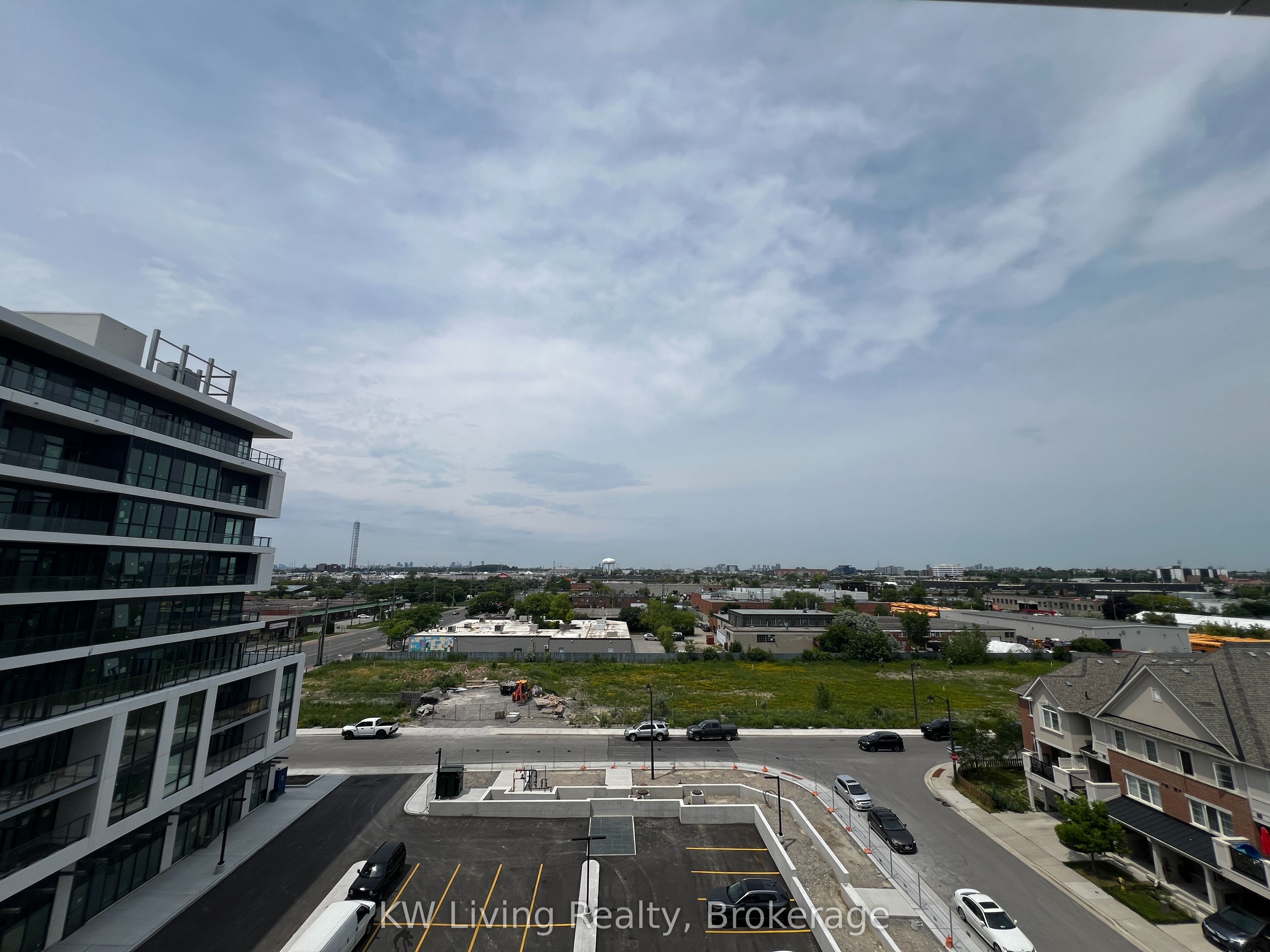 20 Deans Drive 602 Property Photo 10