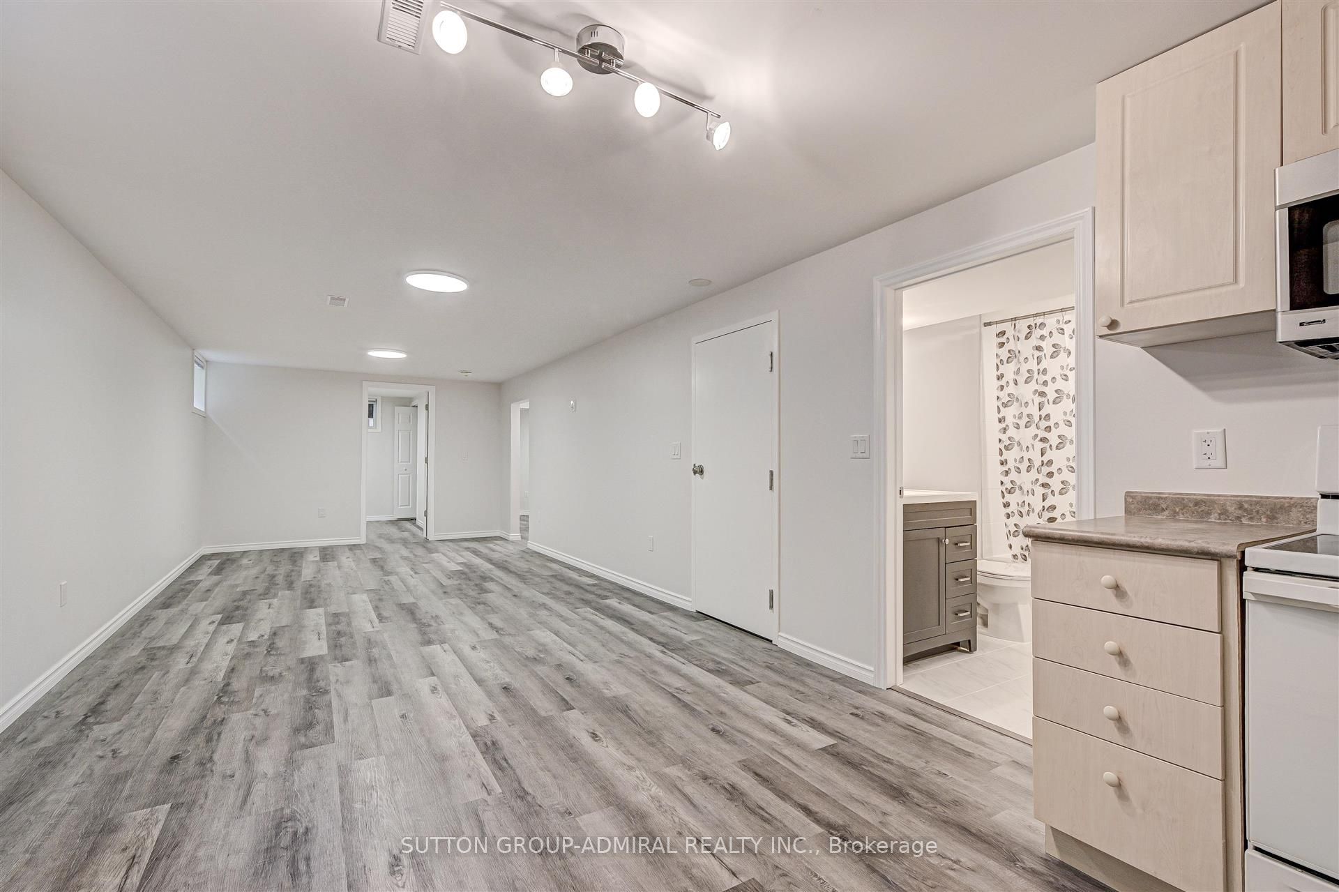 25 Strike Avenue Bsmnt Property Photo 8
