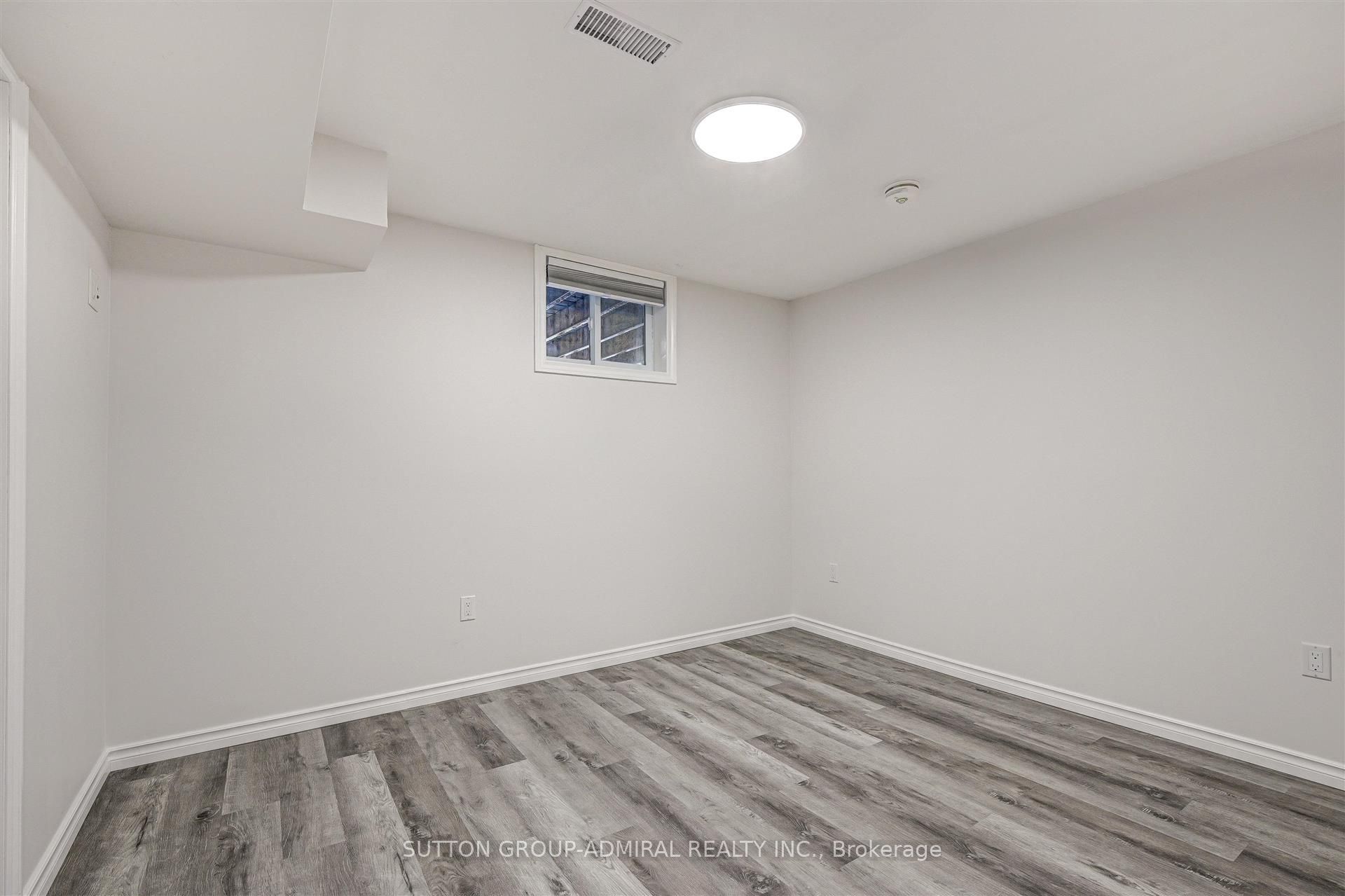 25 Strike Avenue Bsmnt Property Photo 13