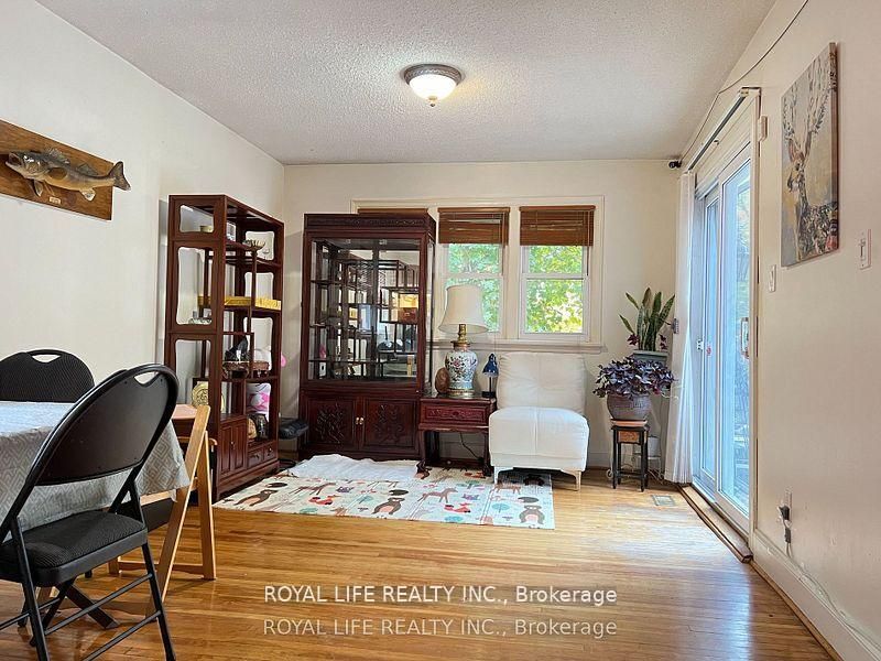 33 Agincourt Drive Property Photo 3