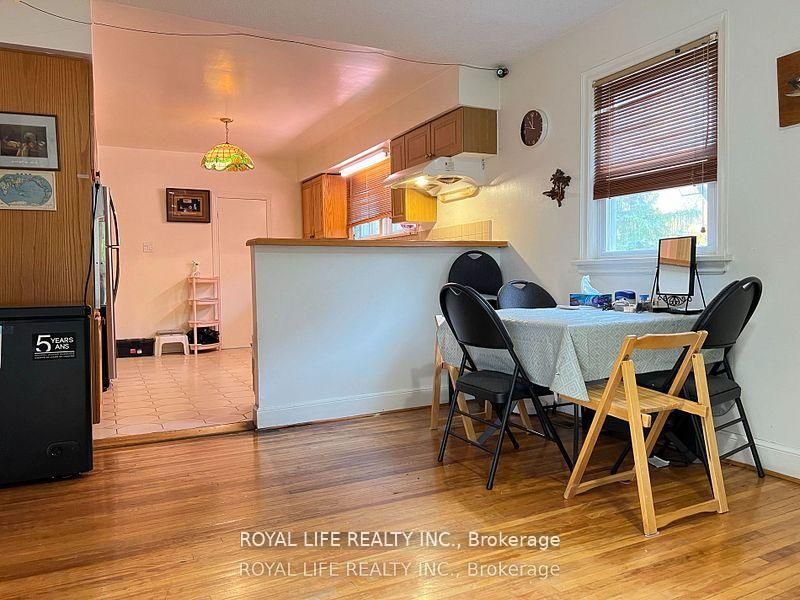 33 Agincourt Drive Property Photo 6