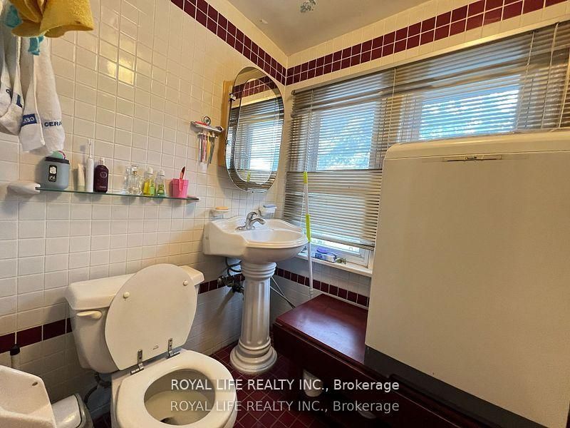 33 Agincourt Drive Property Photo 12
