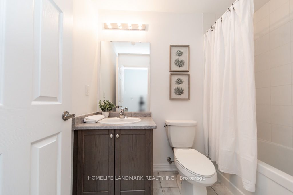 1126 Baltic Lane Property Photo 14