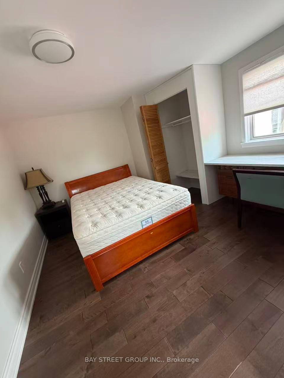 19 Dunsfold Drive 3 Property Photo 2